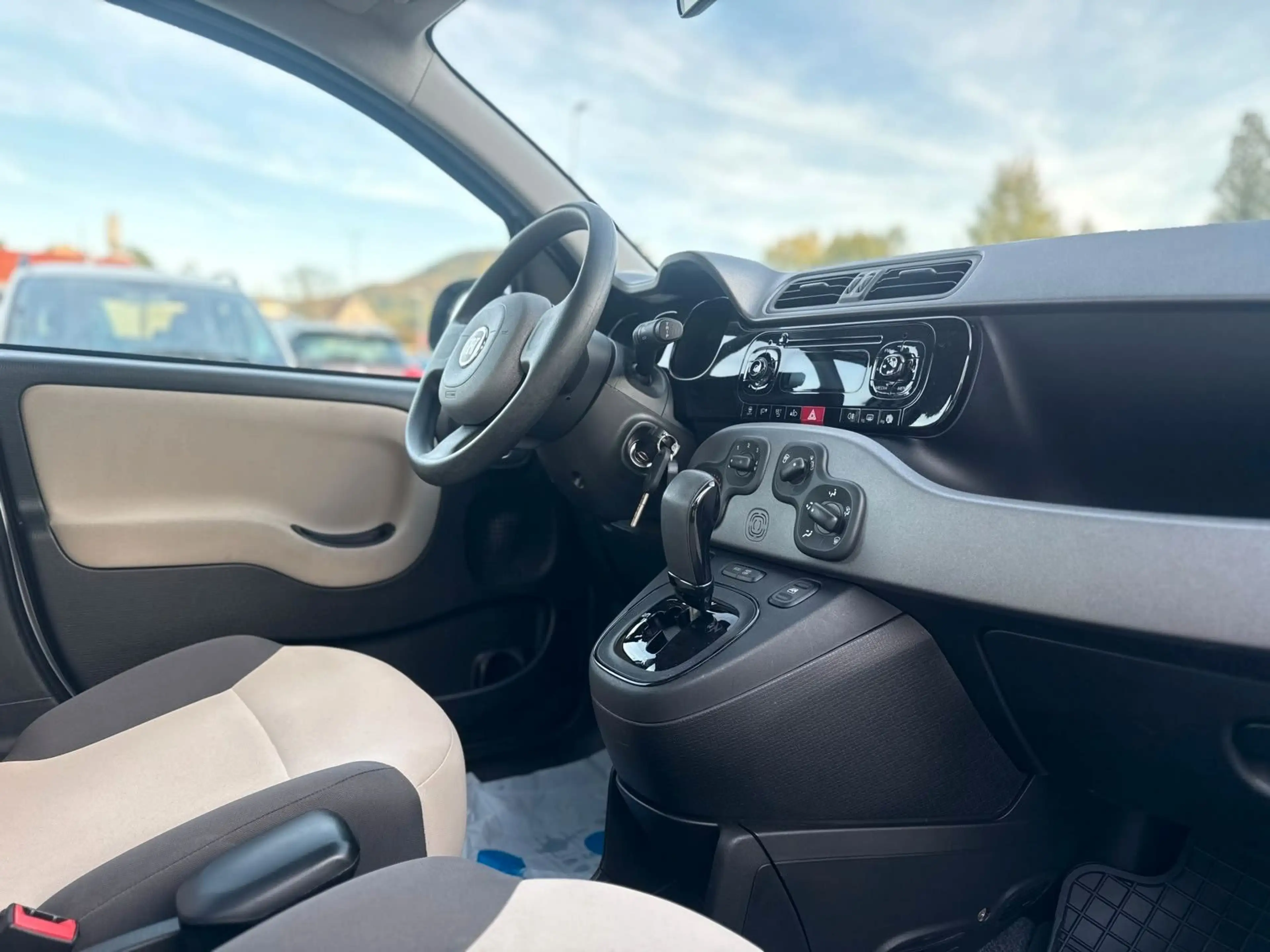 Fiat Panda Lounge, Automatik, 15 000 Km — photo 9