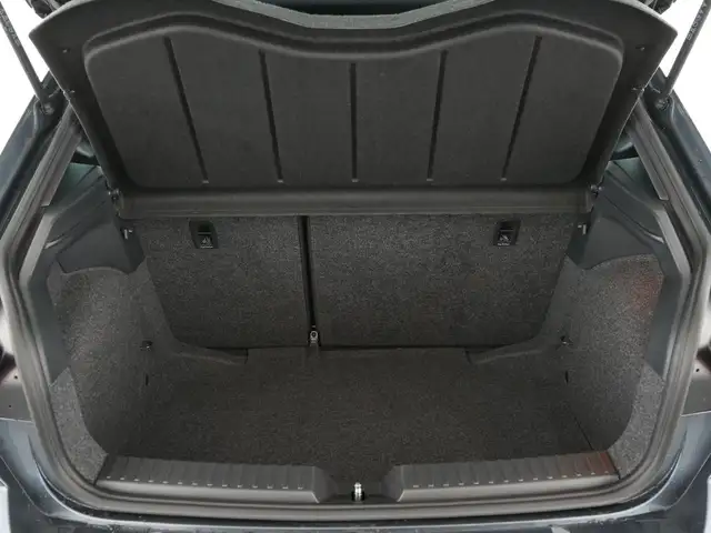 Seat Ibiza view 6