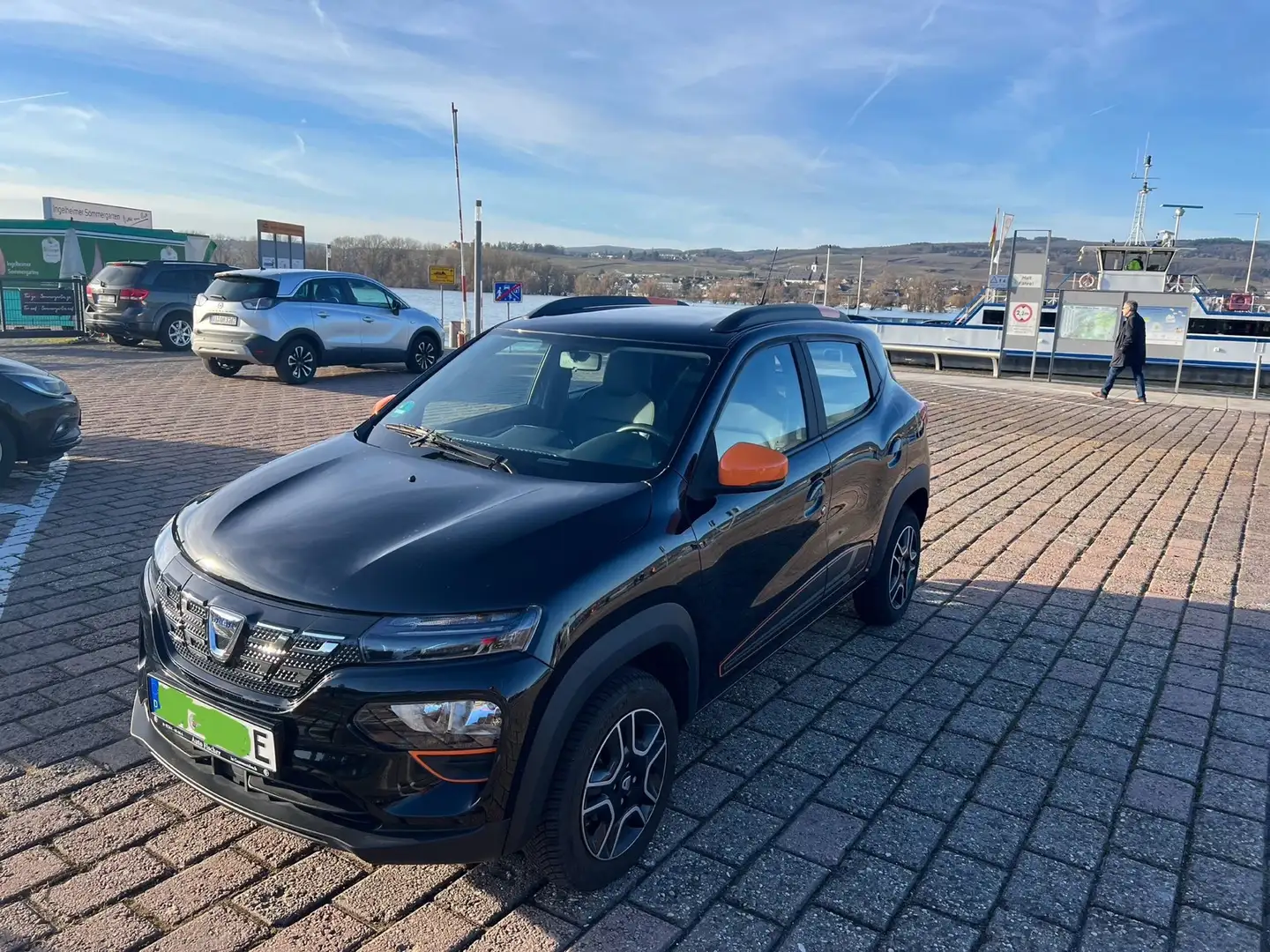 Dacia Spring Comfort Plus Noir - 1