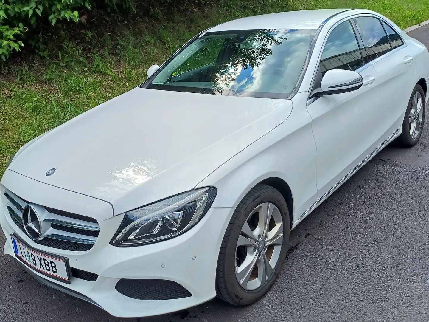 Mercedes-Benz C 180 C 180 BlueTEC Avantgarde Aut. Avantgarde Weiß - 2