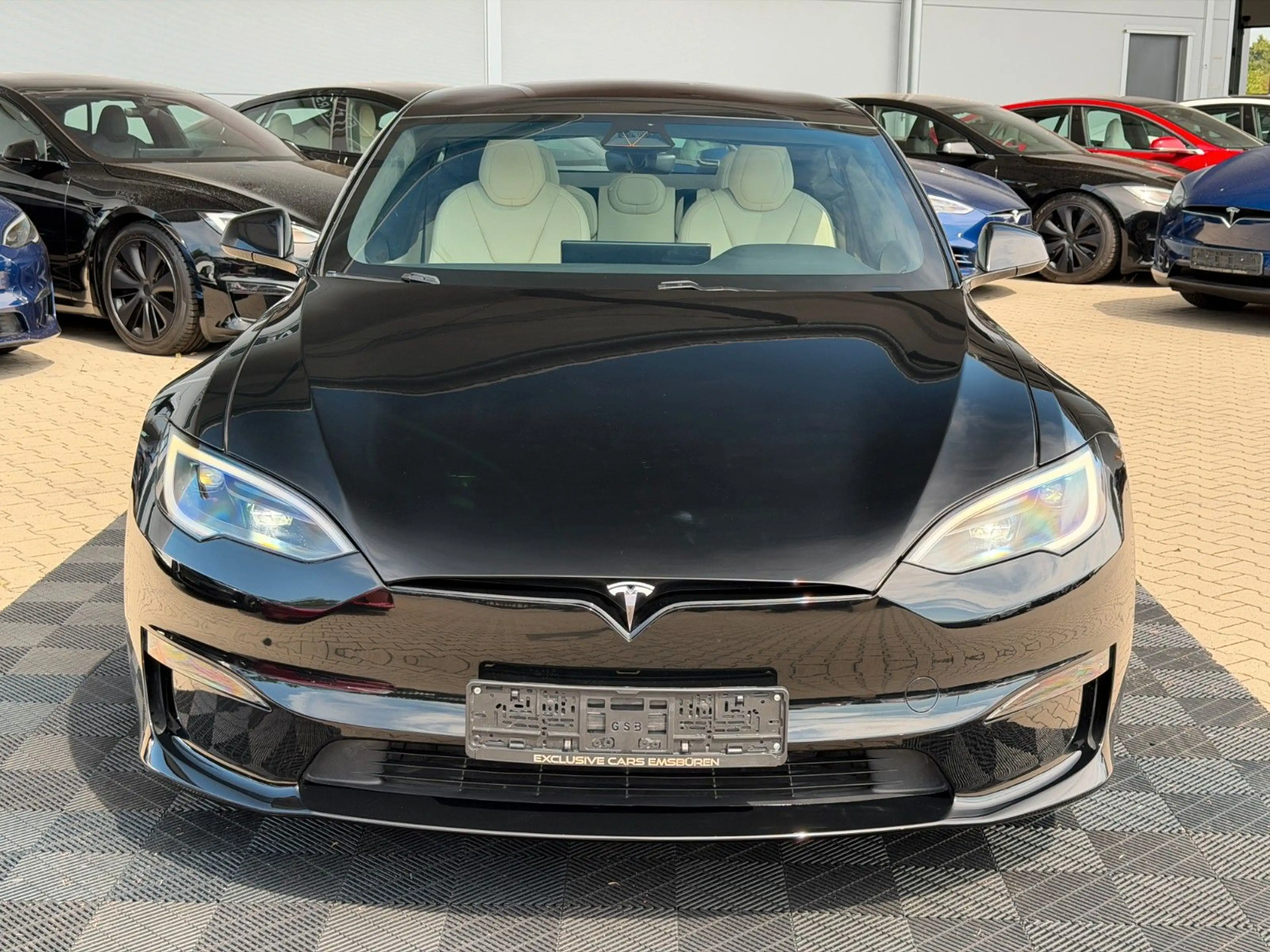 Tesla Model S MODEL S PALLADIUM | MATRIX | KI HARDWARE 4 — photo 3