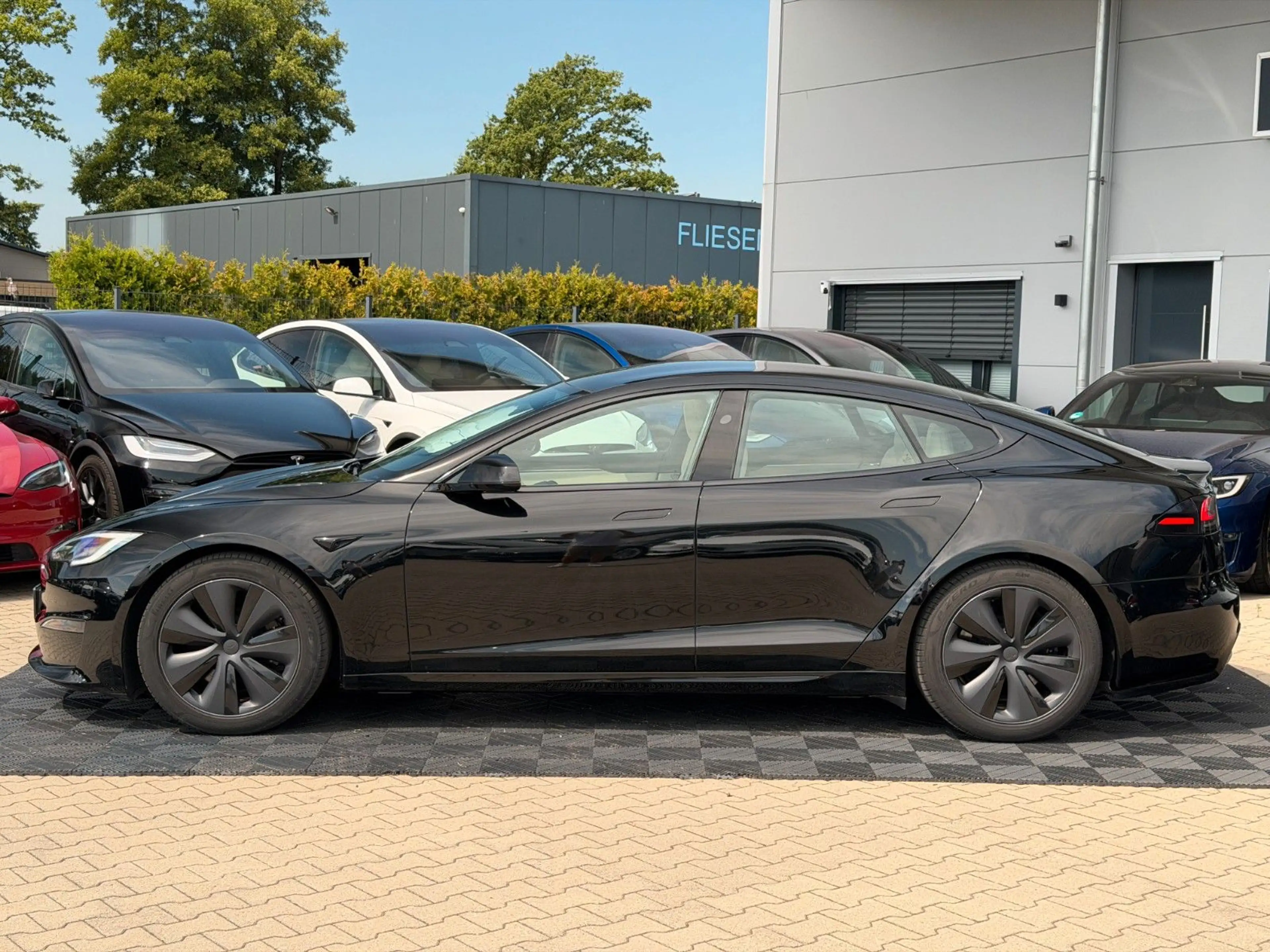 Tesla Model S MODEL S PALLADIUM | MATRIX | KI HARDWARE 4 — photo 13