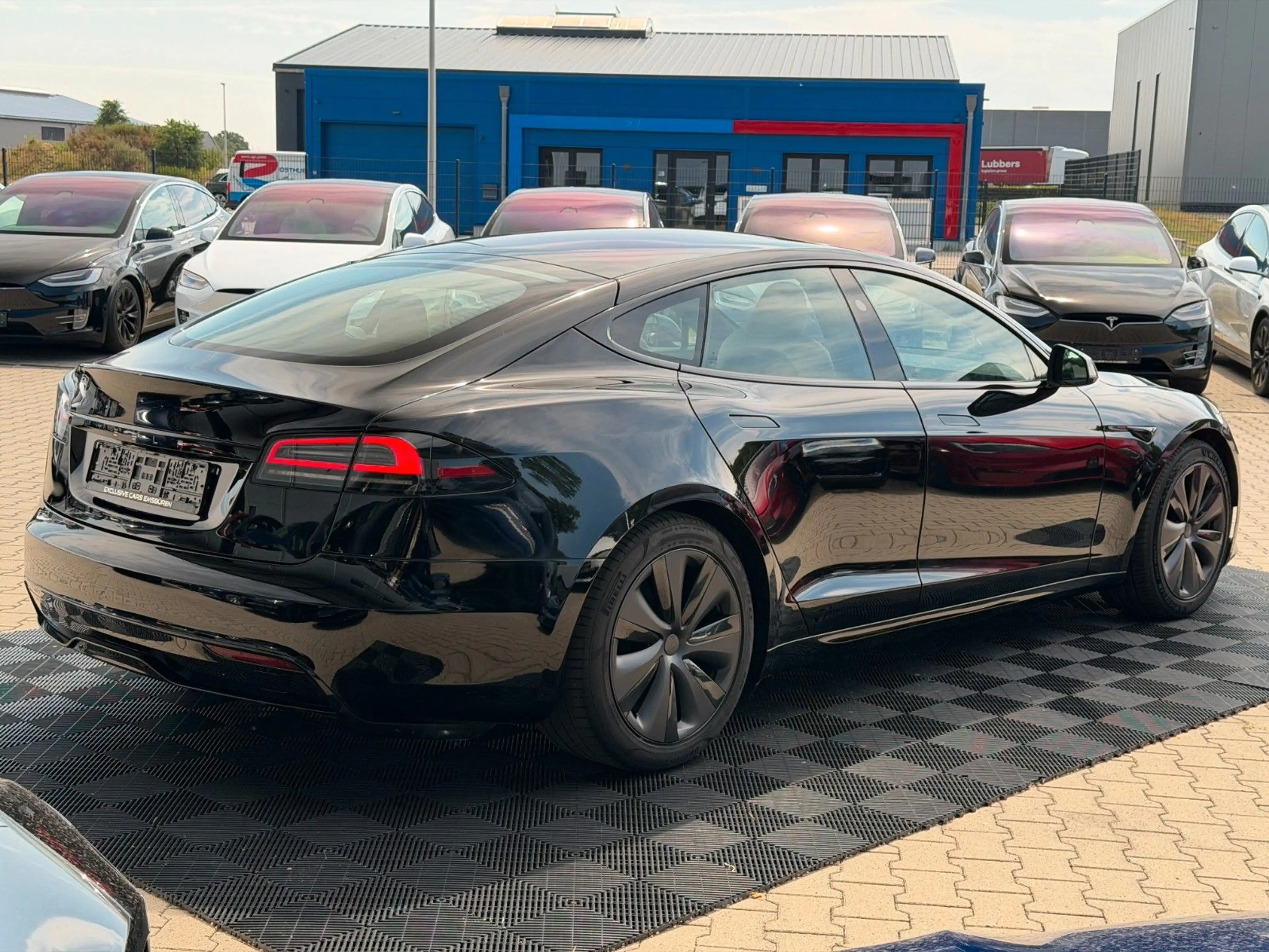 Tesla Model S MODEL S PALLADIUM | MATRIX | KI HARDWARE 4 — photo 14