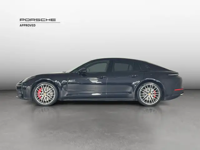 Porsche Panamera view 2