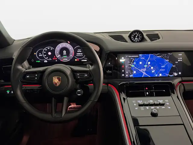 Porsche Panamera view 11