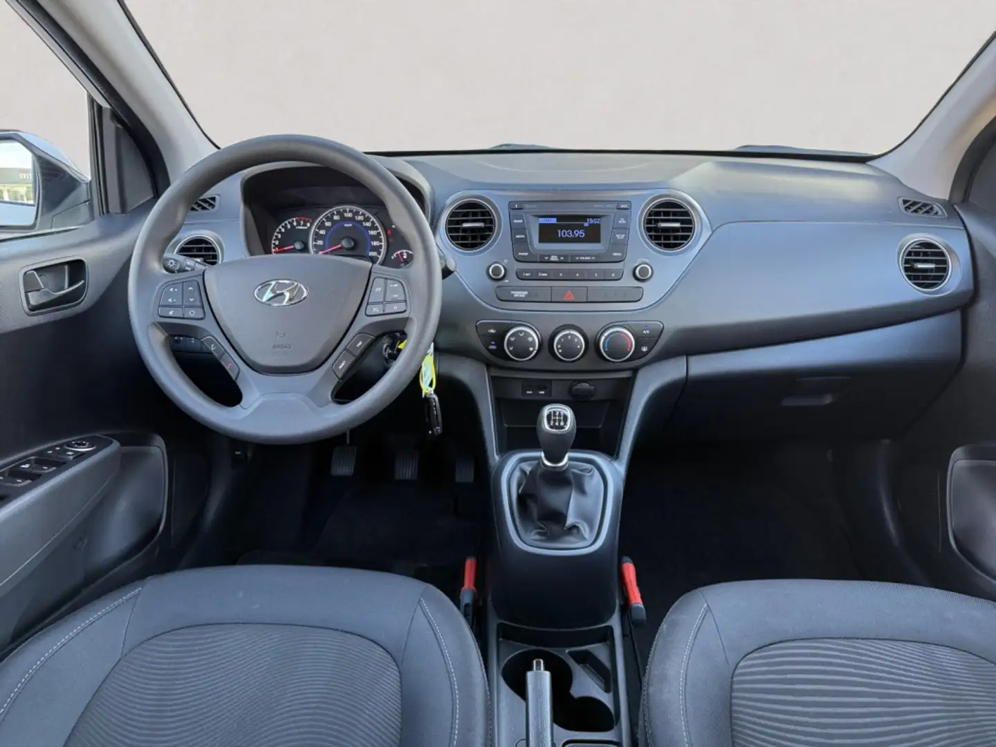 Hyundai i10 1.0i Comfort | CRUISE CONTROL | AIRCONDITIONING Blanco - 2