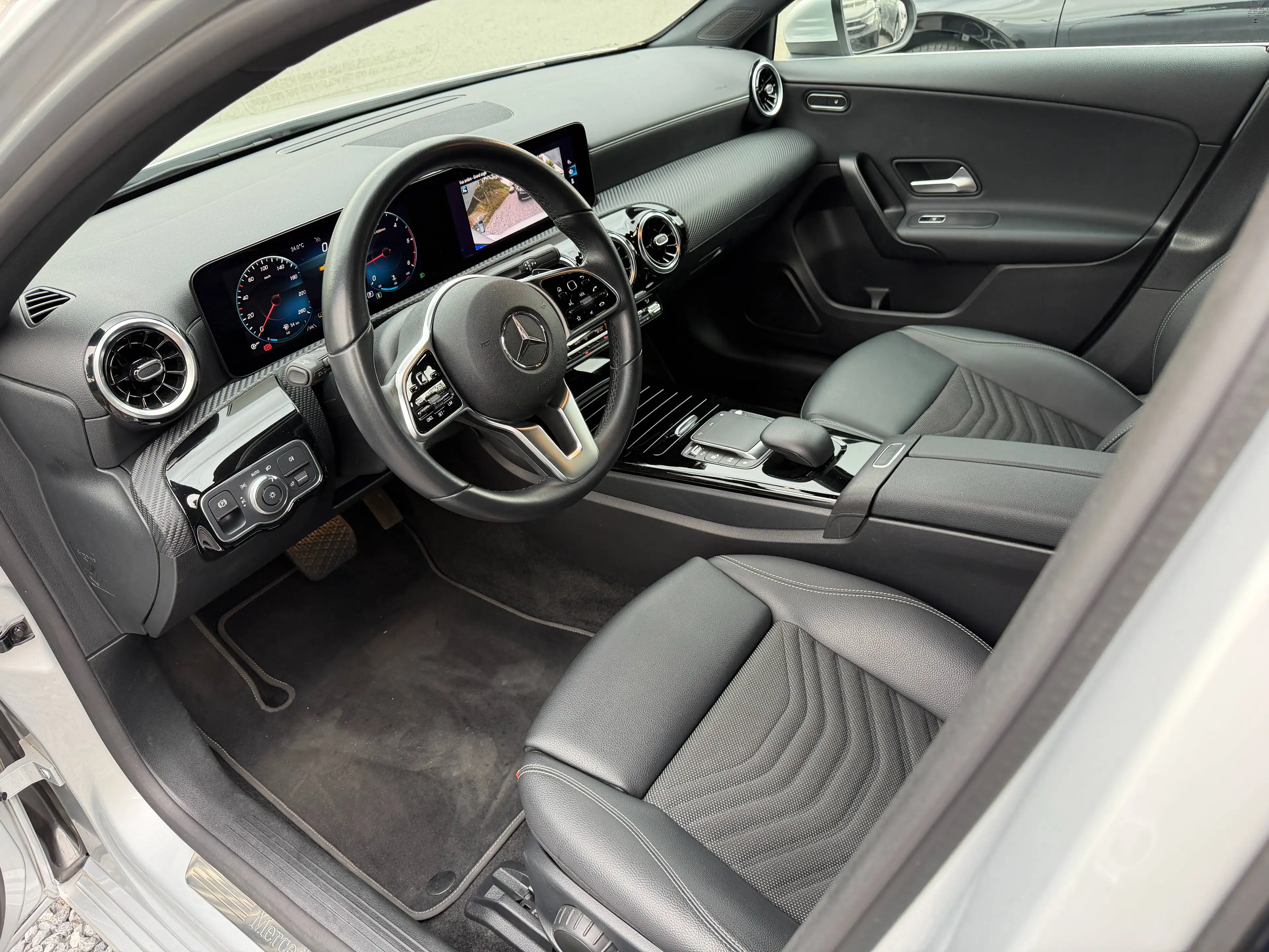 Mercedes-Benz A 180 d Automatique Camera GPS Carnet 2.0d Moteur Merceders — photo 8
