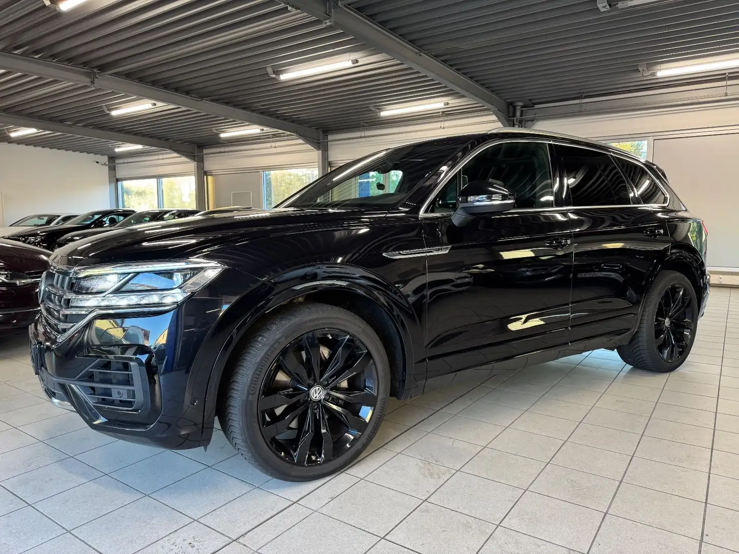 Volkswagen Touareg R-Line 4Motion Noir - 2