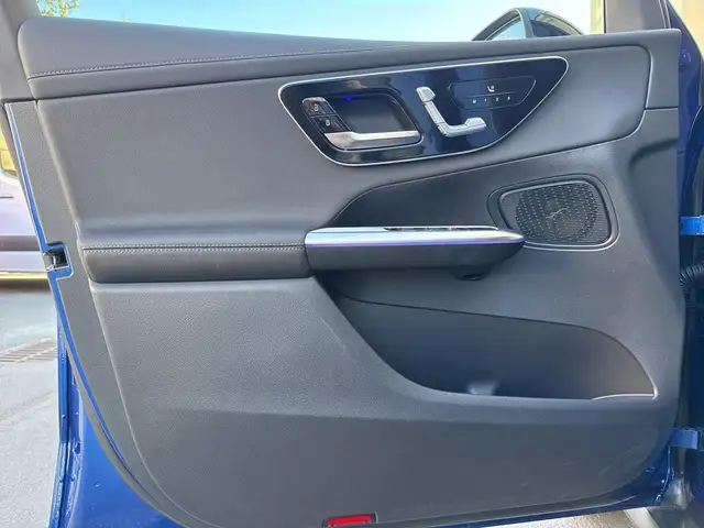 Mercedes-Benz GLC 200 d 4MATIC Österreich-Edition PTS Cam AHK Ansicht 12