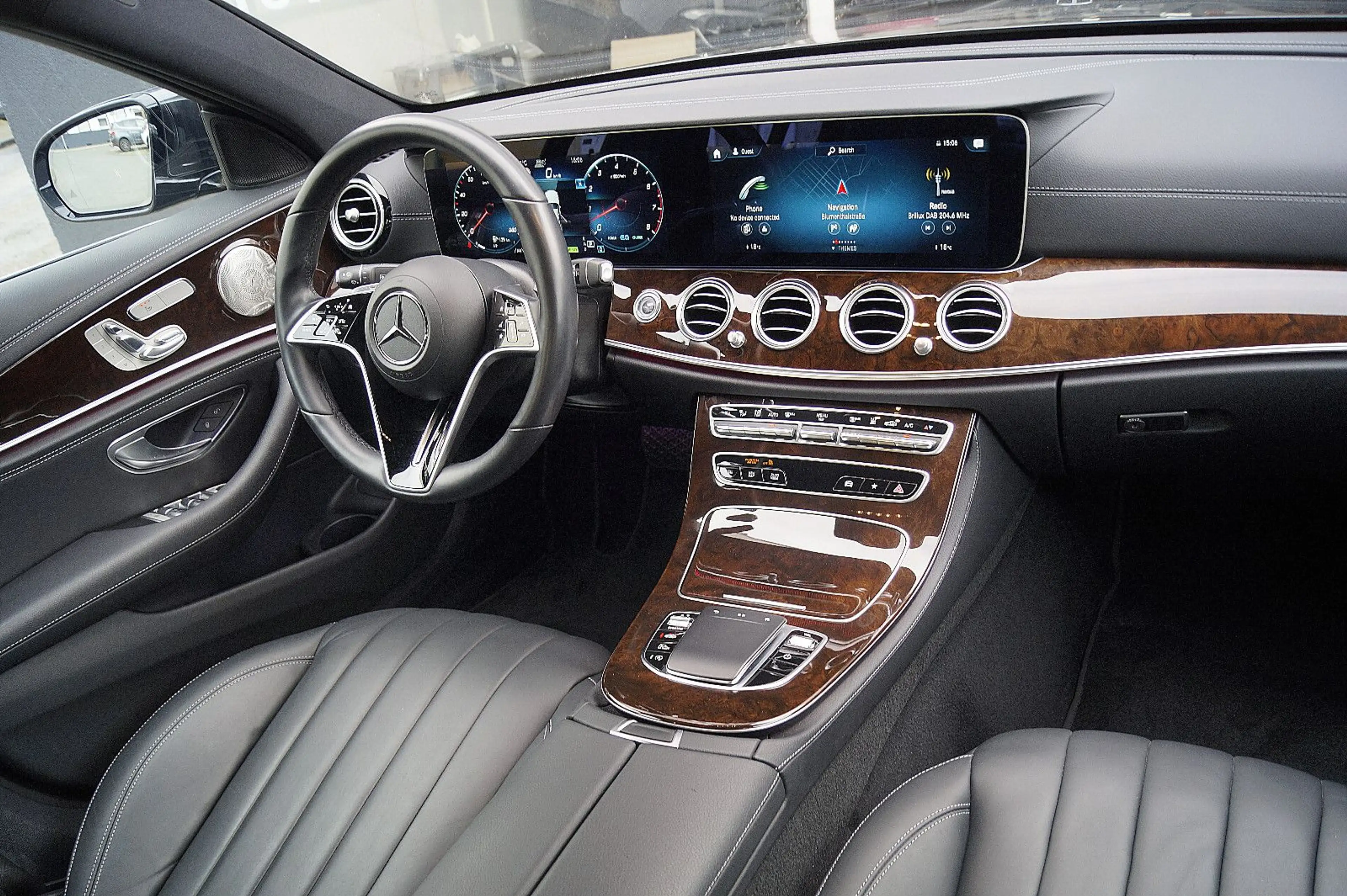 Mercedes-Benz E 450 4M*DISTR*BURMESTER*360°*MEMORY*VOLLLEDER* — photo 14