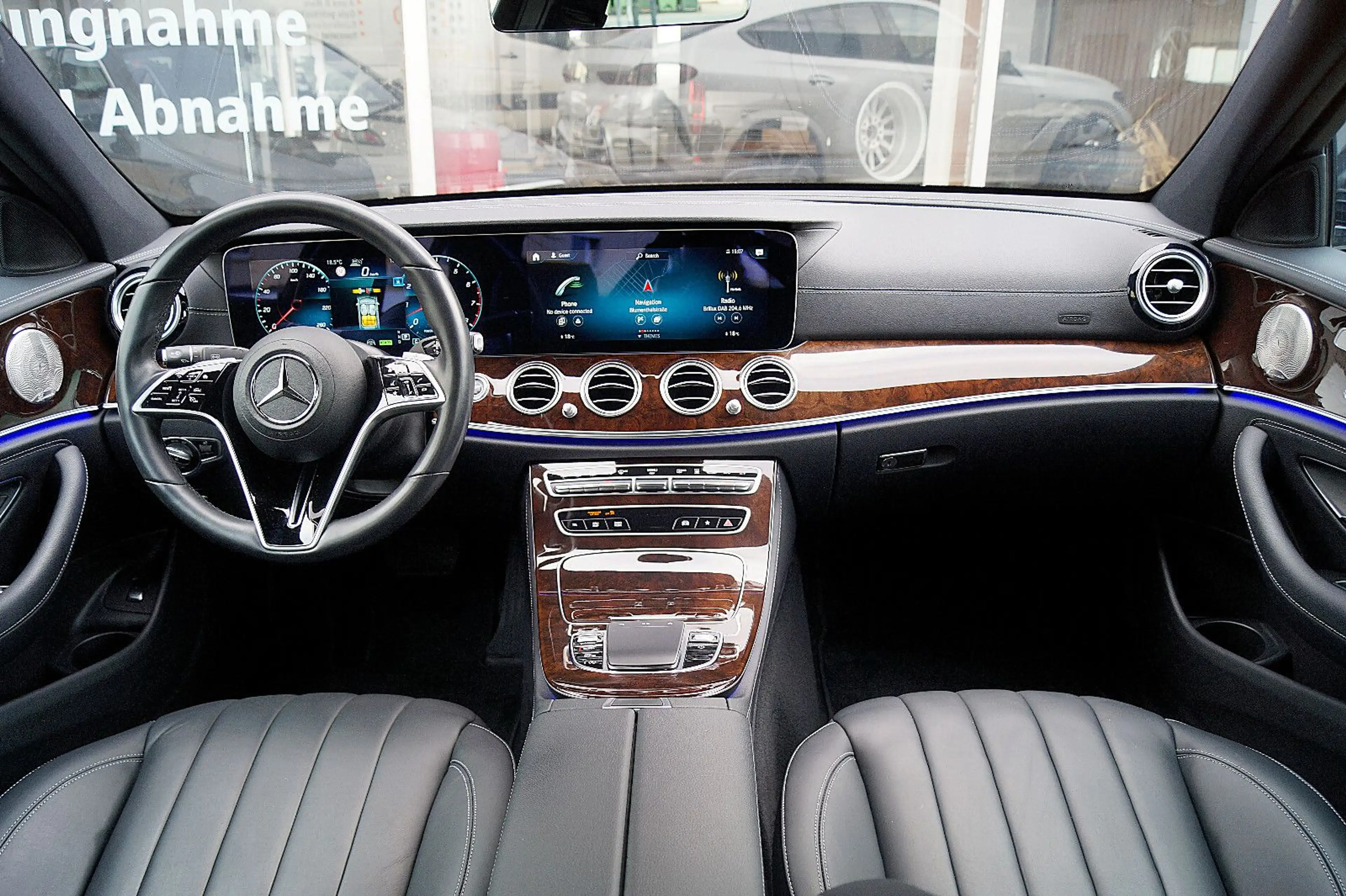 Mercedes-Benz E 450 4M*DISTR*BURMESTER*360°*MEMORY*VOLLLEDER* — photo 15
