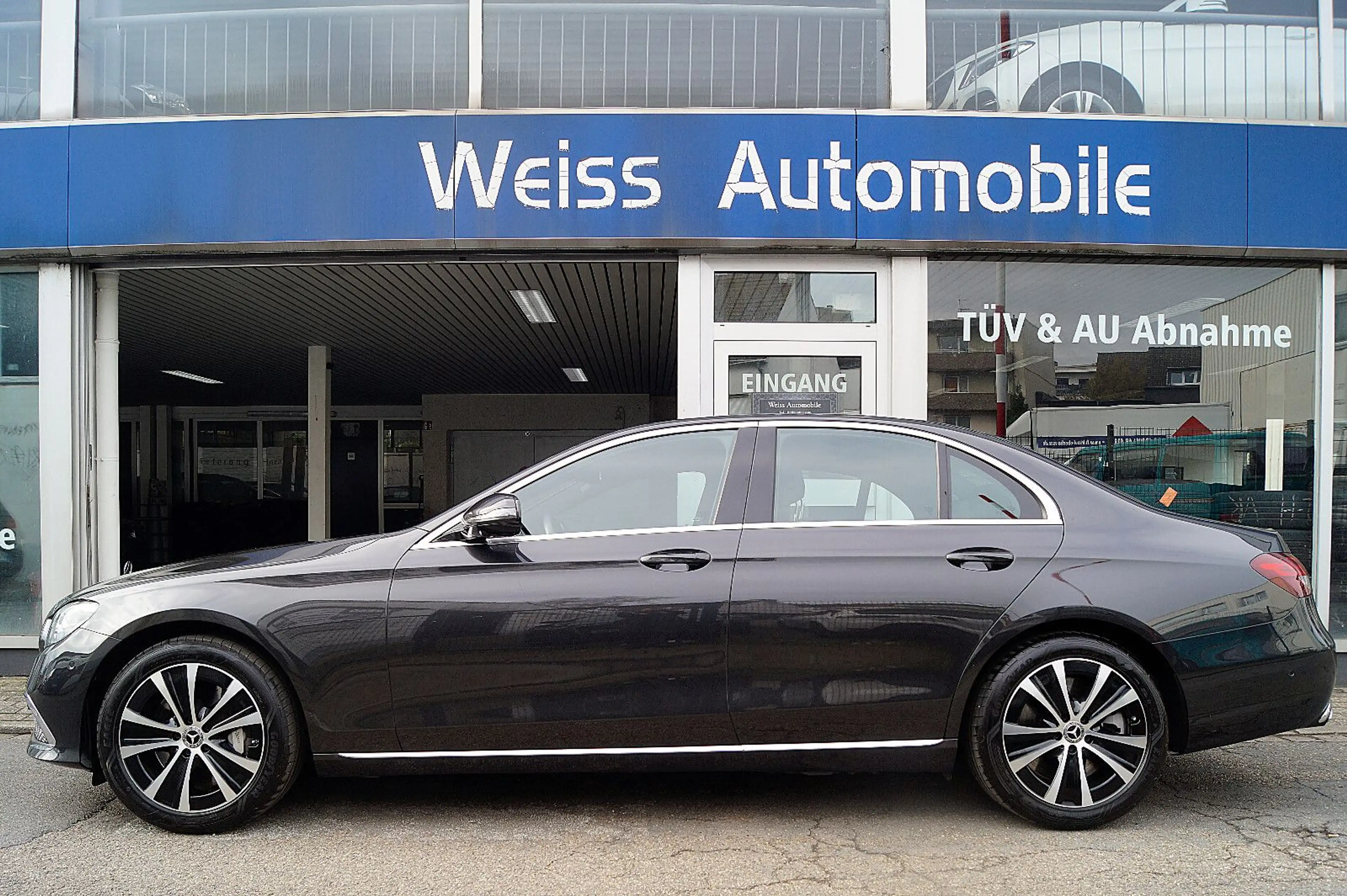 Mercedes-Benz E 450 4M*DISTR*BURMESTER*360°*MEMORY*VOLLLEDER* — photo 5
