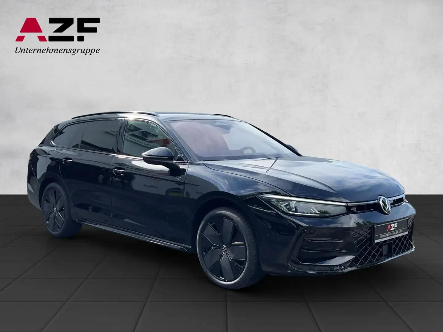Volkswagen Passat Variant R-Line 2.0 TDI SCR DSG Schwarz - 2