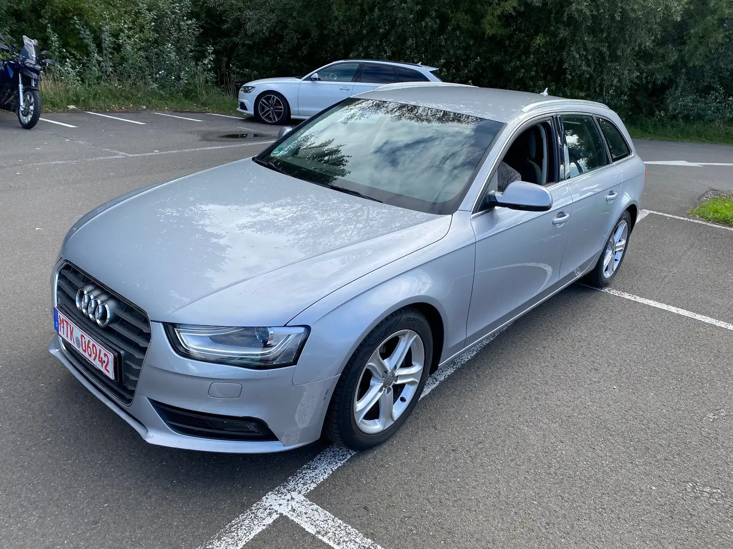 Audi A4 2.0 TDI Ambition Sport Scheckhft Xenon Nav SHZ PDC Argent - 2