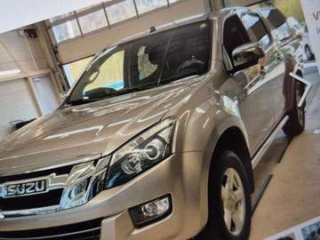 DMAX DOUBLE CAB CAMERA GPS SIEGES CHAUFFANTS