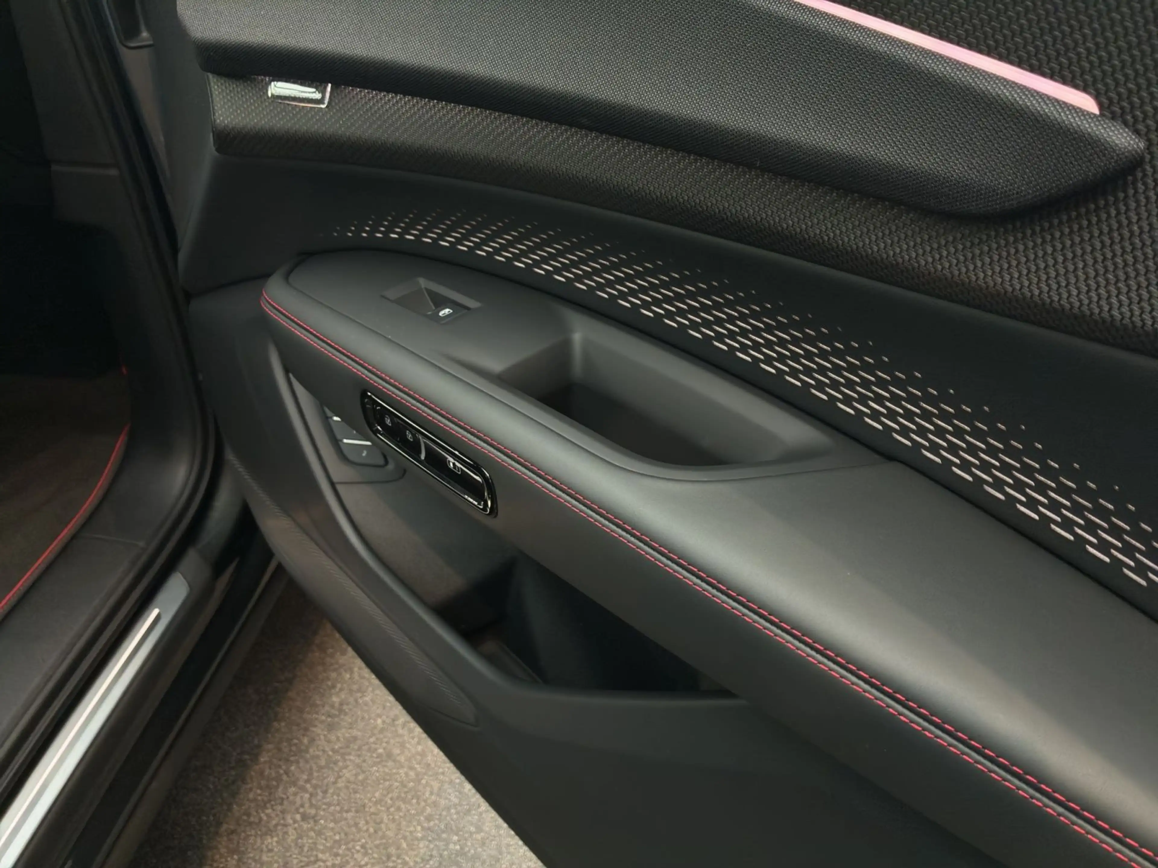 Audi Q7 Audi Q7 SUV TDI quattro 220 kW tiptronic — photo 15