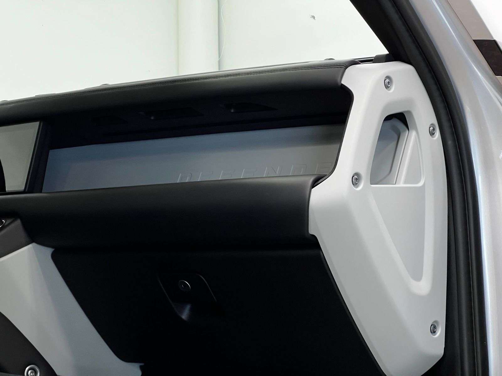 2024 Land Rover Defender X-DYNAMIC SE | LOW KM | COMFORT PKG thumb 34