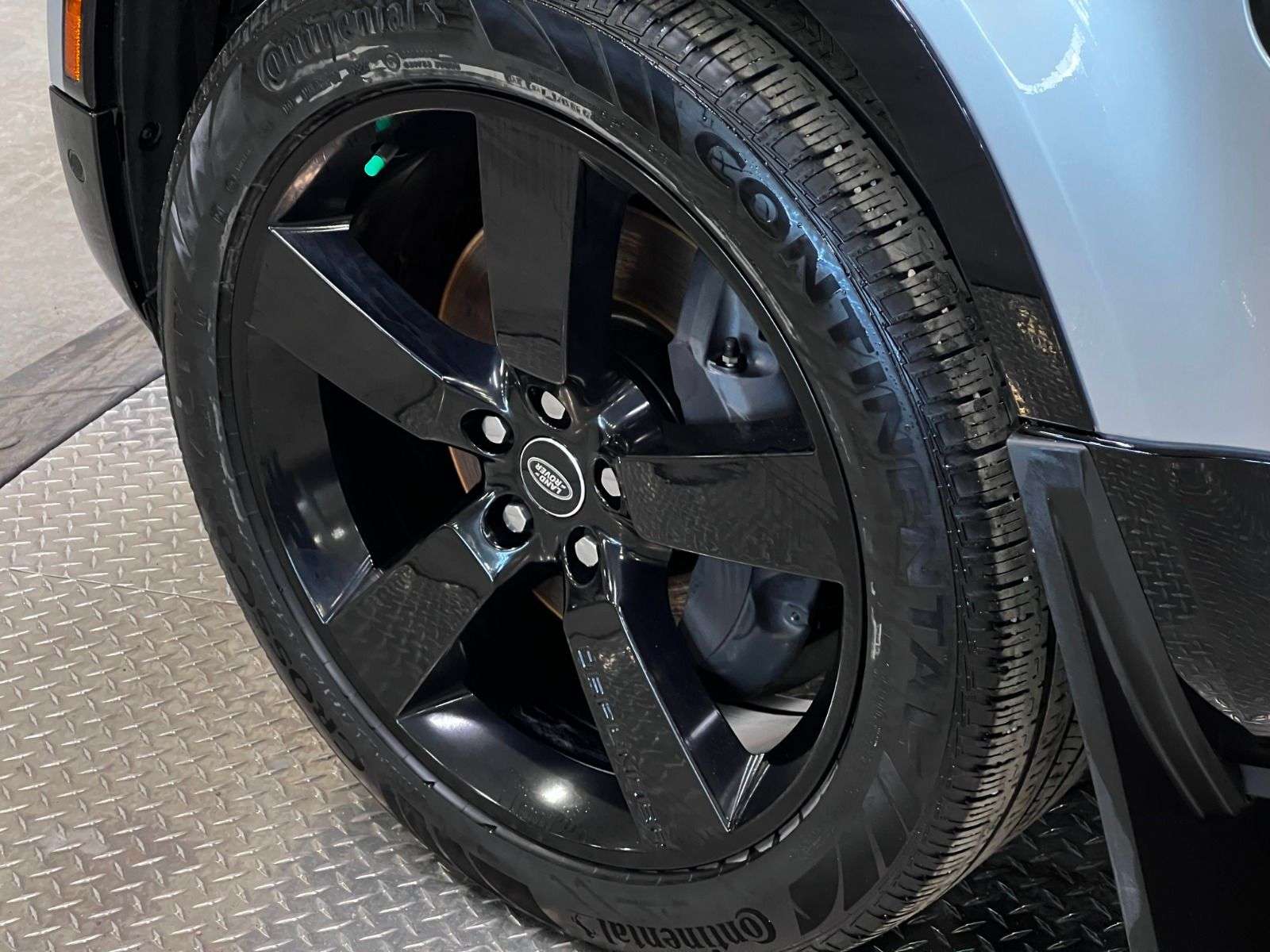 2024 Land Rover Defender X-DYNAMIC SE | LOW KM | COMFORT PKG thumb 10