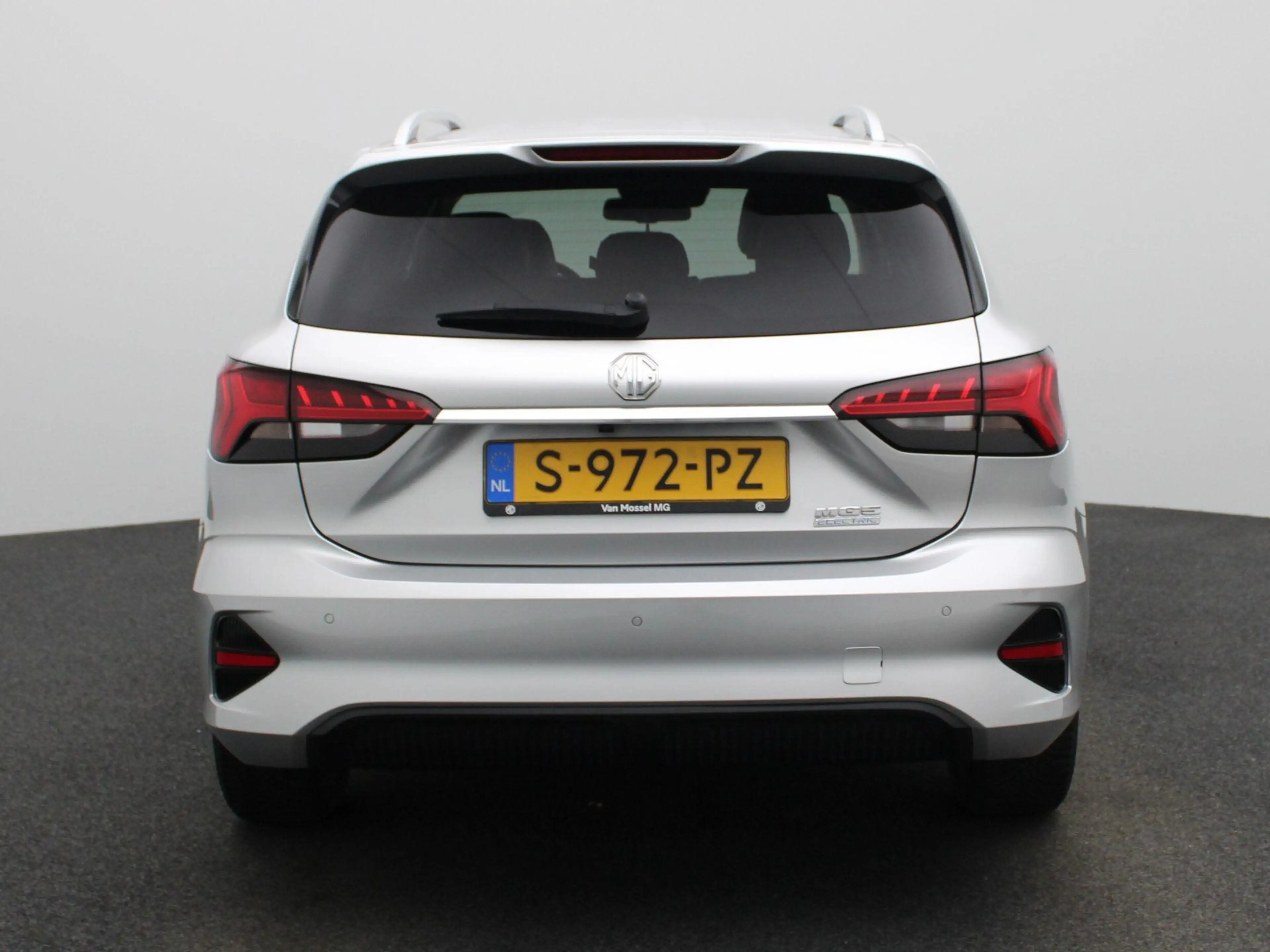 MG MG5 Electric Long Range Luxury 61 kWh — photo 5