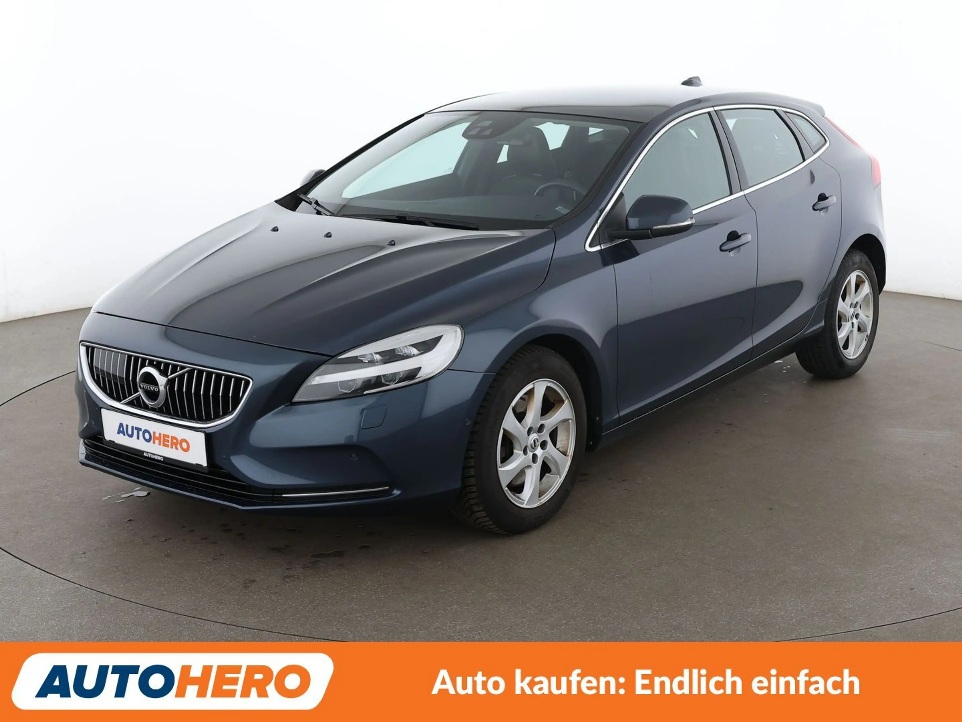 Volvo V40 1.5 Inscription Aut.*NAVI*LED*SPUR*CAM*PDC*SHZ*
