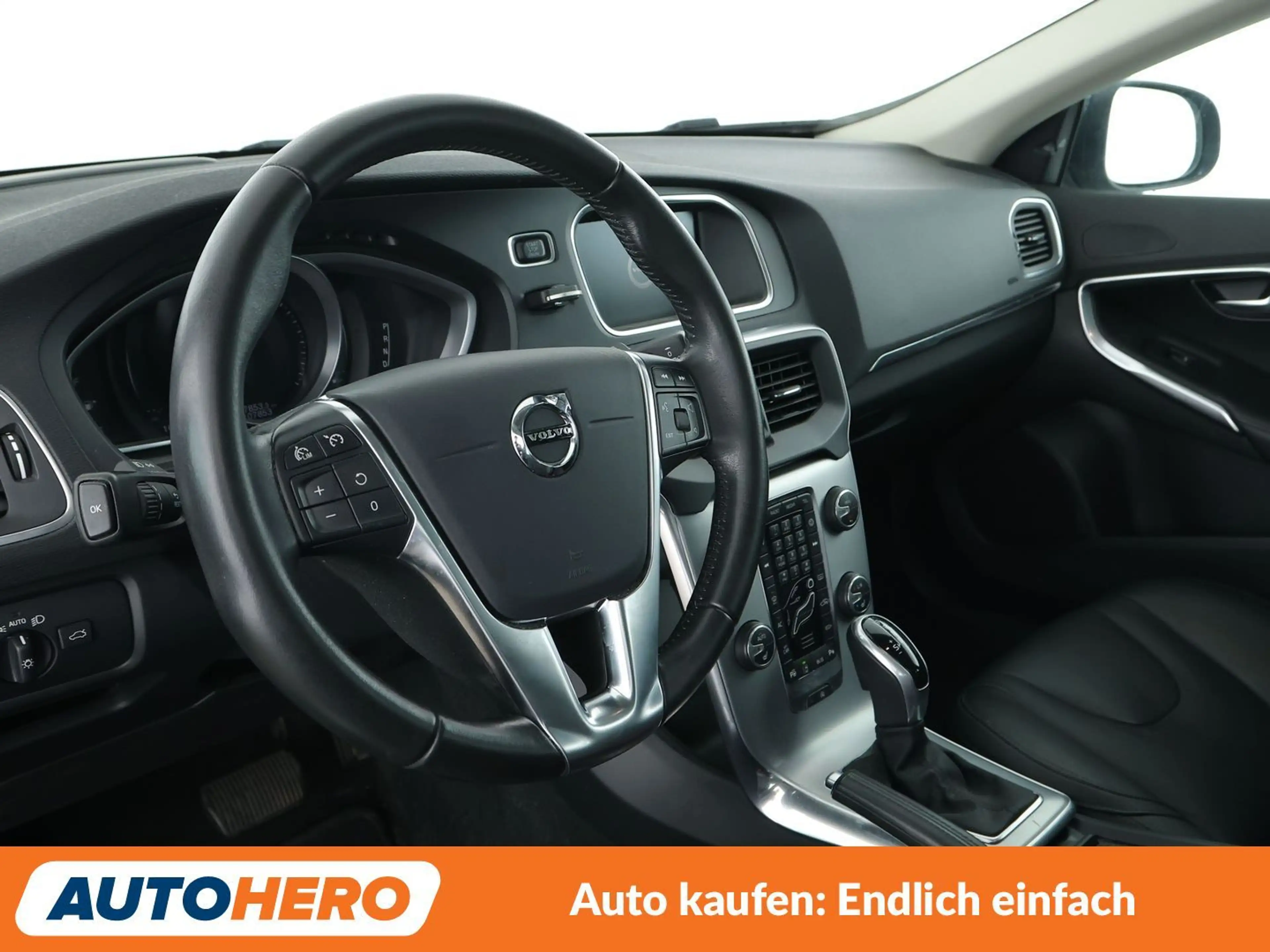 Volvo V40 1.5 Inscription Aut.*NAVI*LED*SPUR*CAM*PDC*SHZ* — photo 11