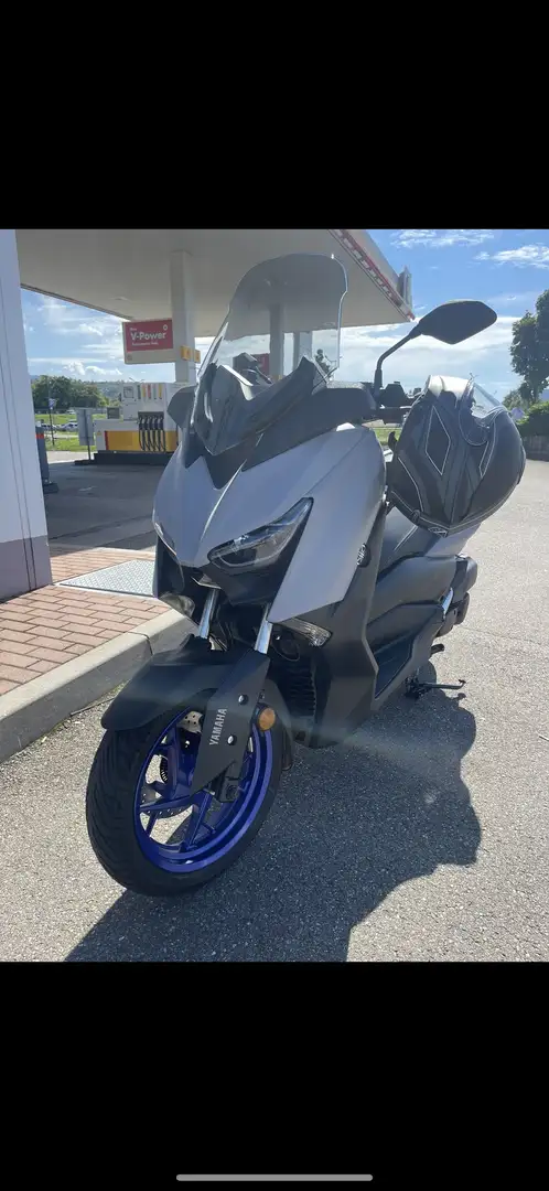 Yamaha X-Max 125 Absolut neuwertige Yamaha X max125 - 1
