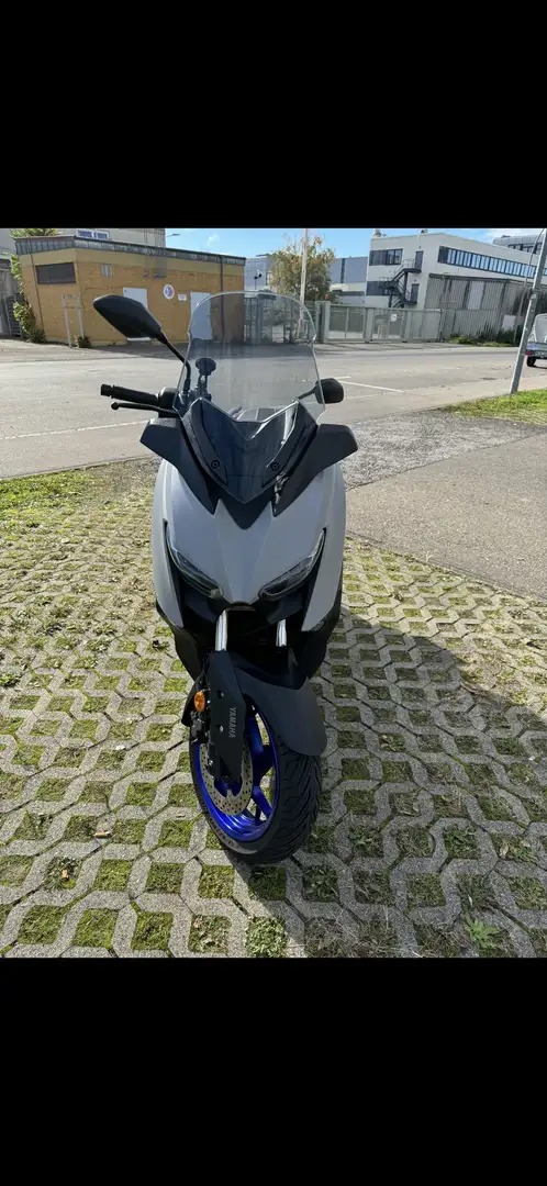 Yamaha X-Max 125 Absolut neuwertige Yamaha X max125 - 2