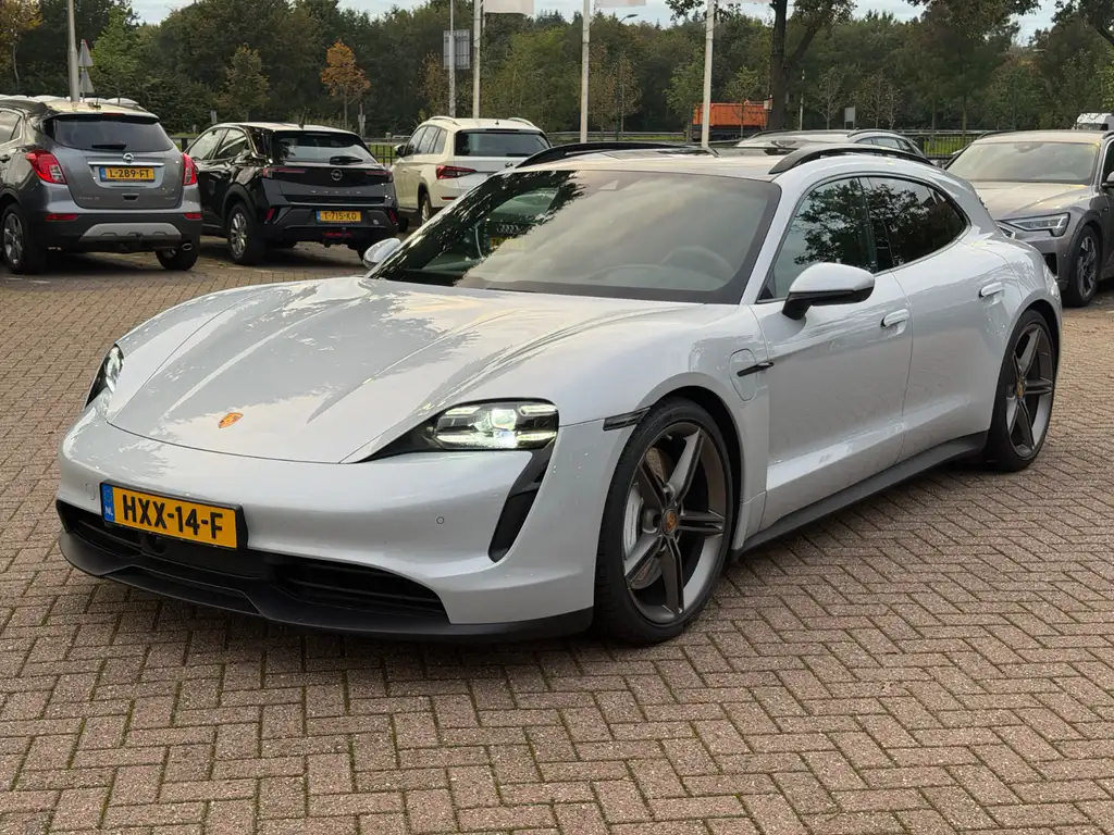 Porsche Taycan 2023 из Европы — купить под ключ