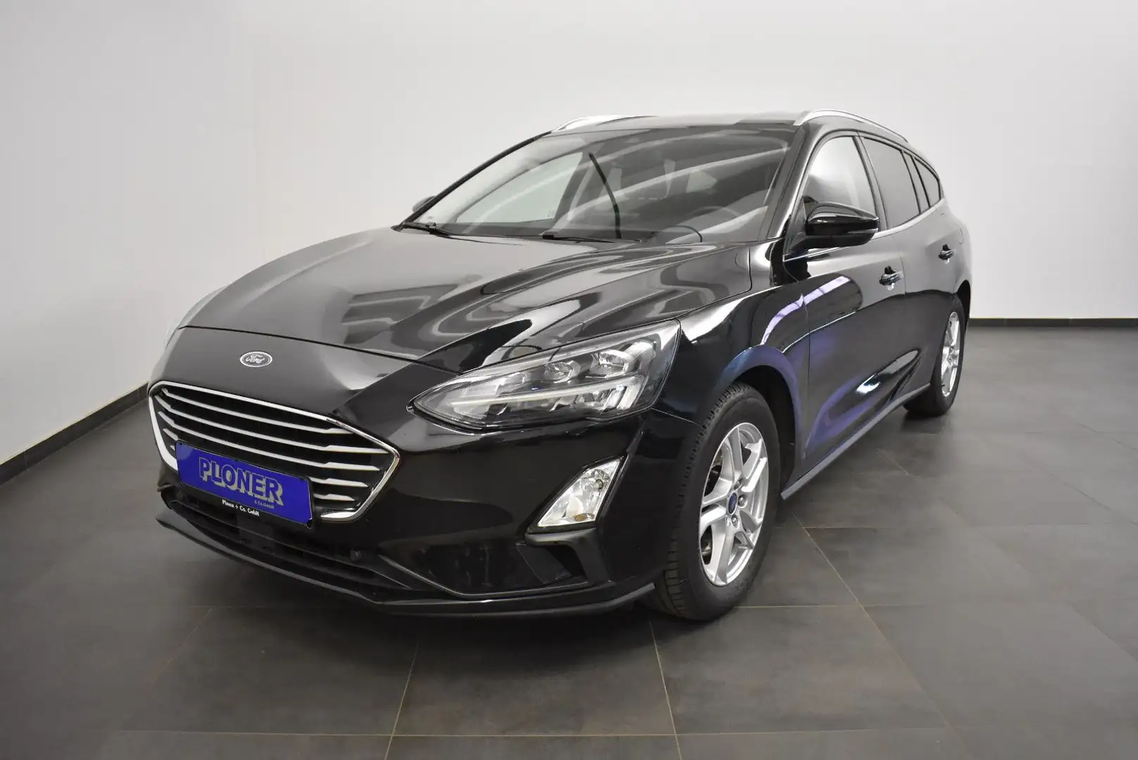 Ford Focus Turnier Cool & Connect/LED/ACC/DAB/AHK/RFK Schwarz - 2