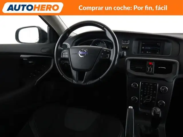 Volvo V40 view 14