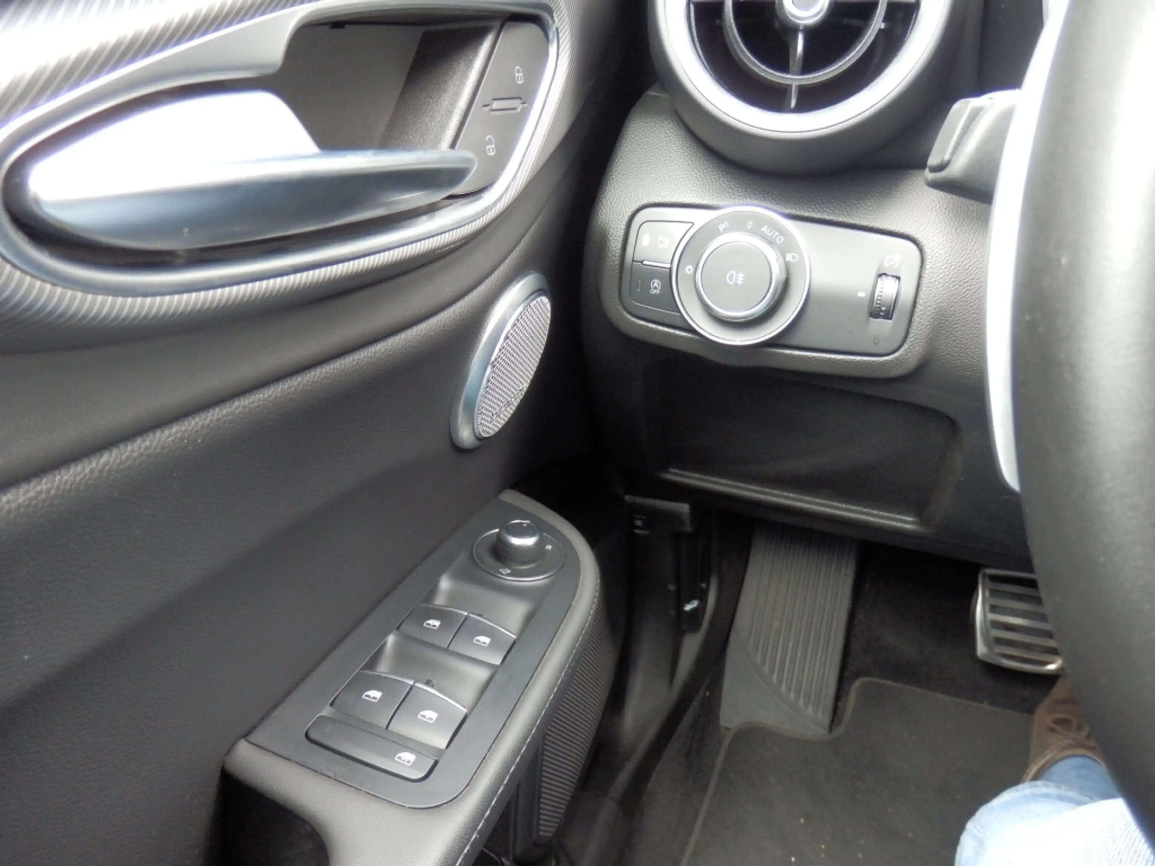 Alfa Romeo Giulia Veloce Q4 I 280 pk. Facelift I — photo 11