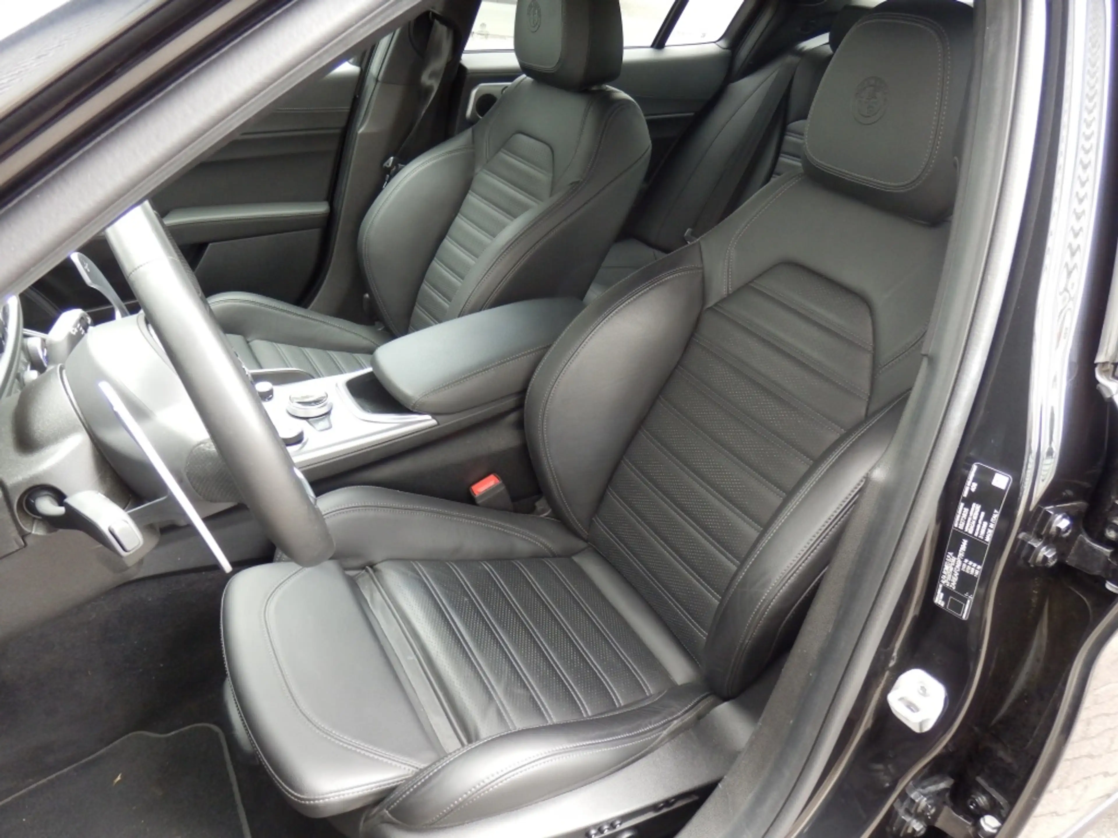 Alfa Romeo Giulia Veloce Q4 I 280 pk. Facelift I — photo 6