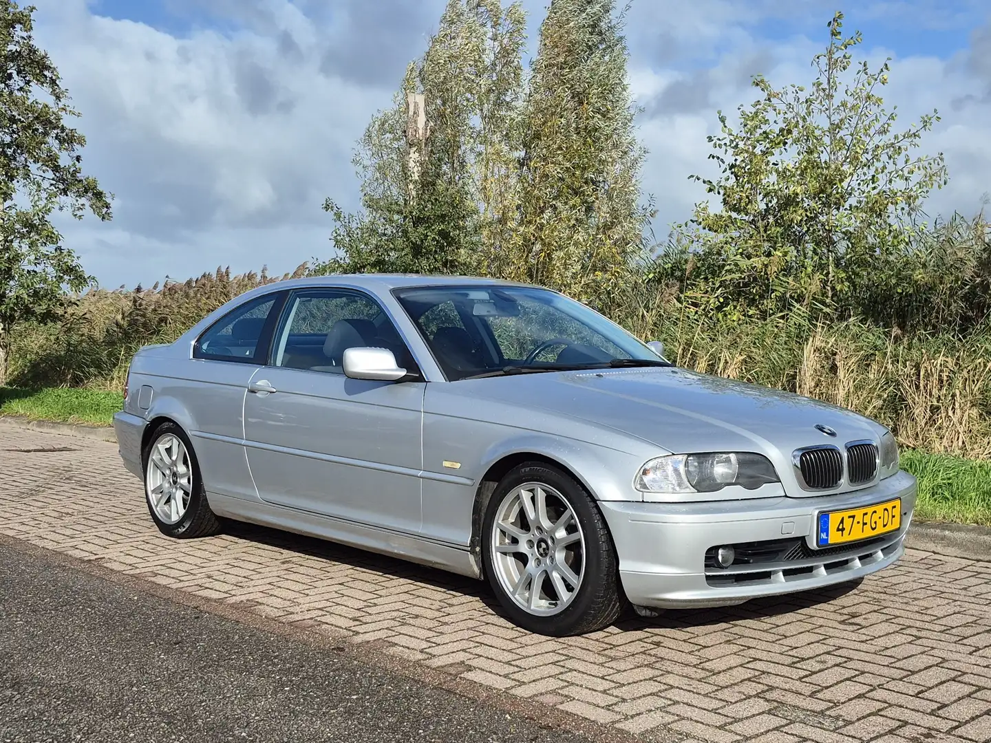 BMW 330 320Ci Executive Zilver - 1