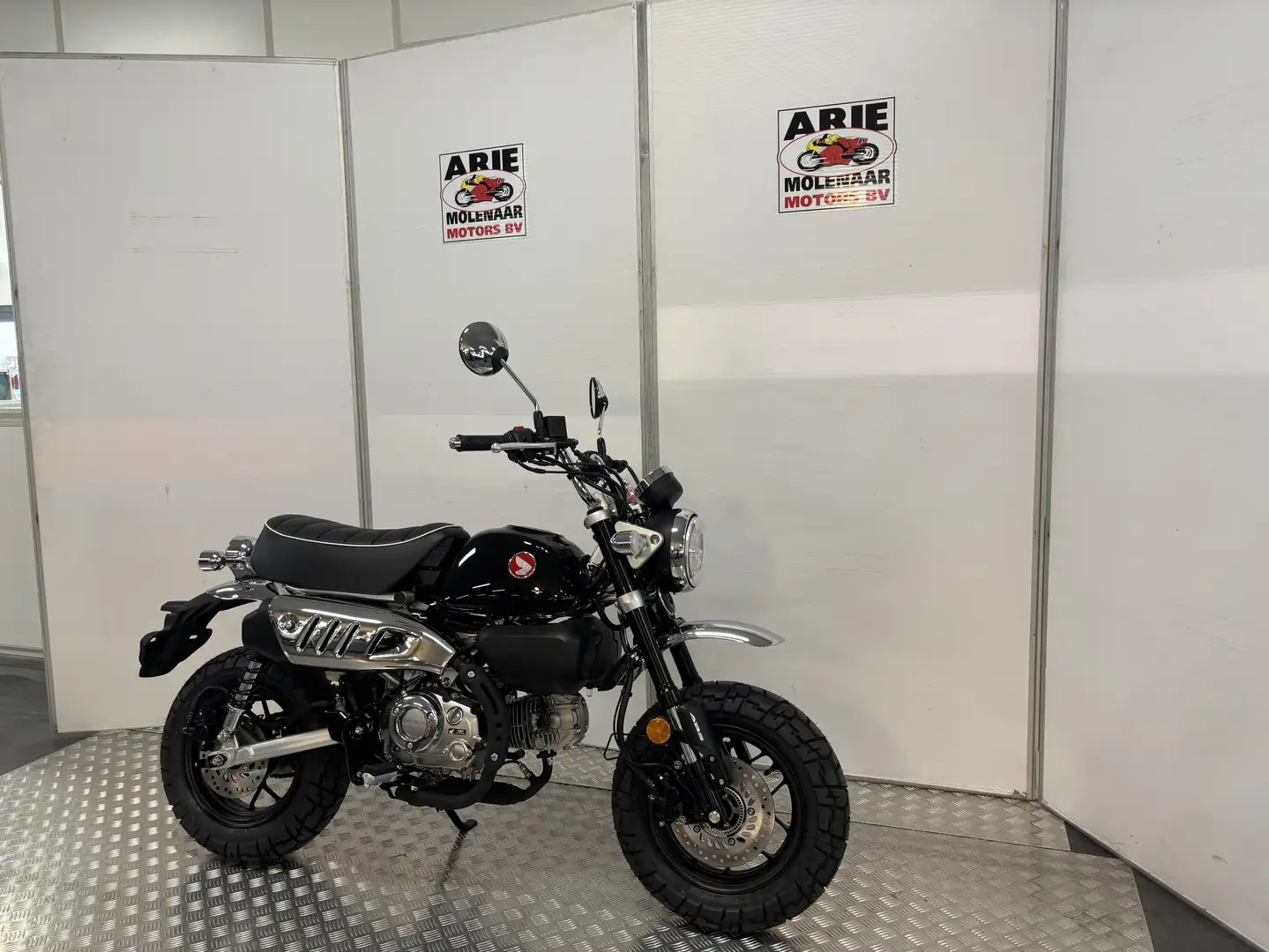 Honda Monkey 125 ABS Zwart - 2