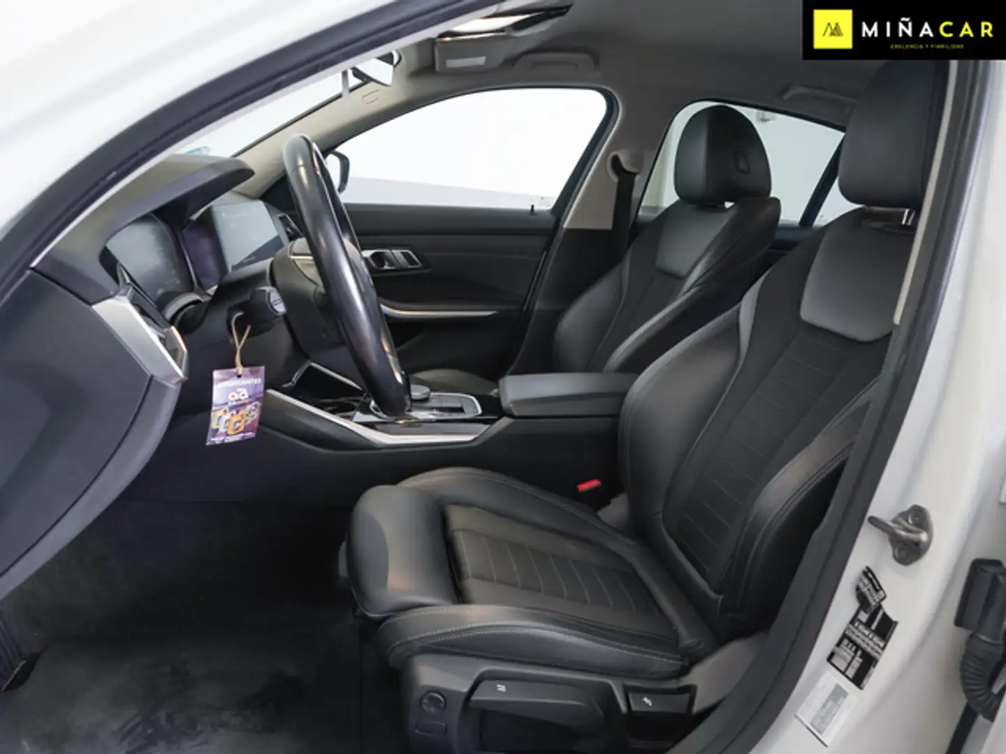 BMW 320 320dA Weiß - 2