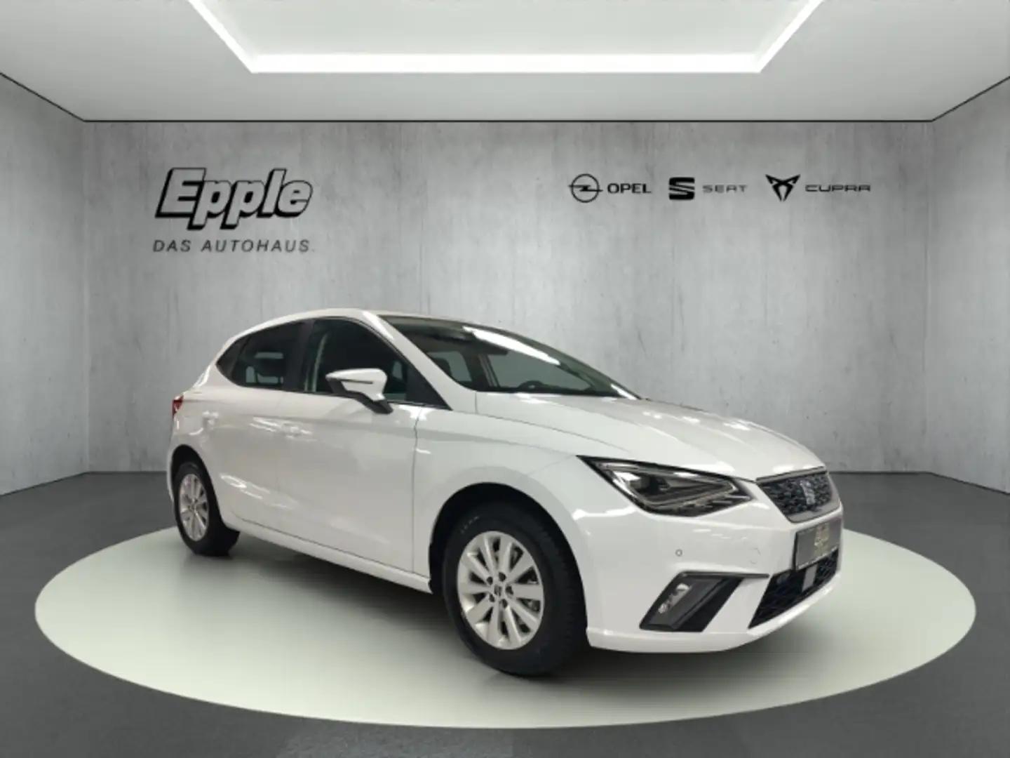 SEAT Ibiza Style Edition Navi LED ACC Kamera PDC v+h Winterpa Weiß - 1