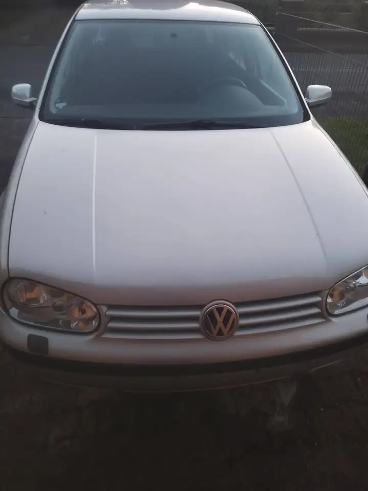 Volkswagen Golf IV 1.6, foto 1