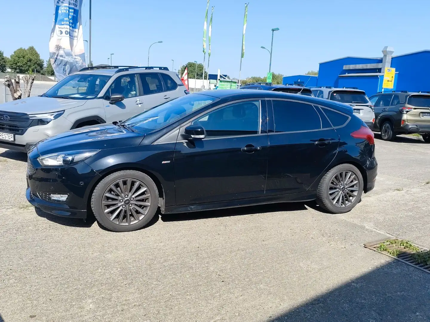 Ford Focus 1,5 EcoBoost 134kW ST-Line Auto Czarny - 1