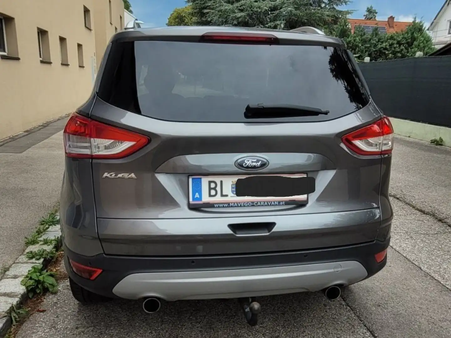 Ford Kuga Kuga 1,6 EcoBoost Titanium 4x4 Titanium Grau - 2