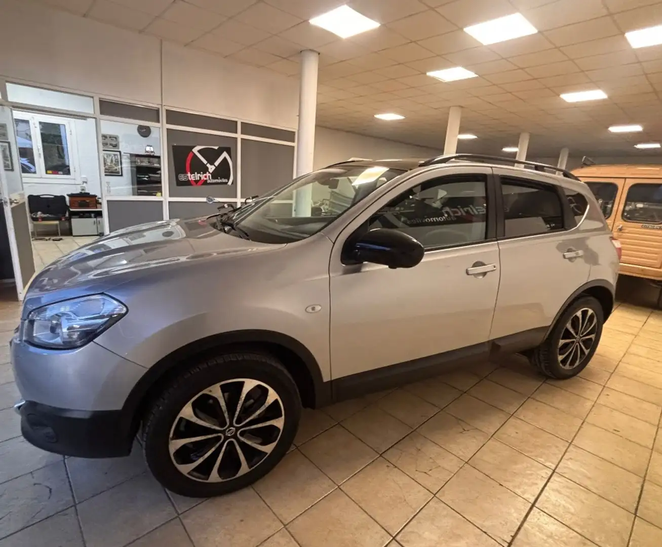Nissan Qashqai Berlina Manual de 5 Puertas Gris - 2