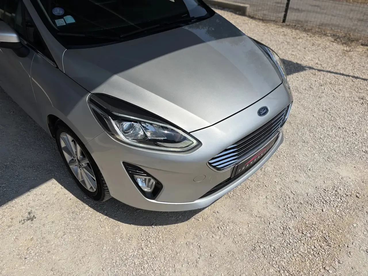 Ford Fiesta 3 portes — photo 9