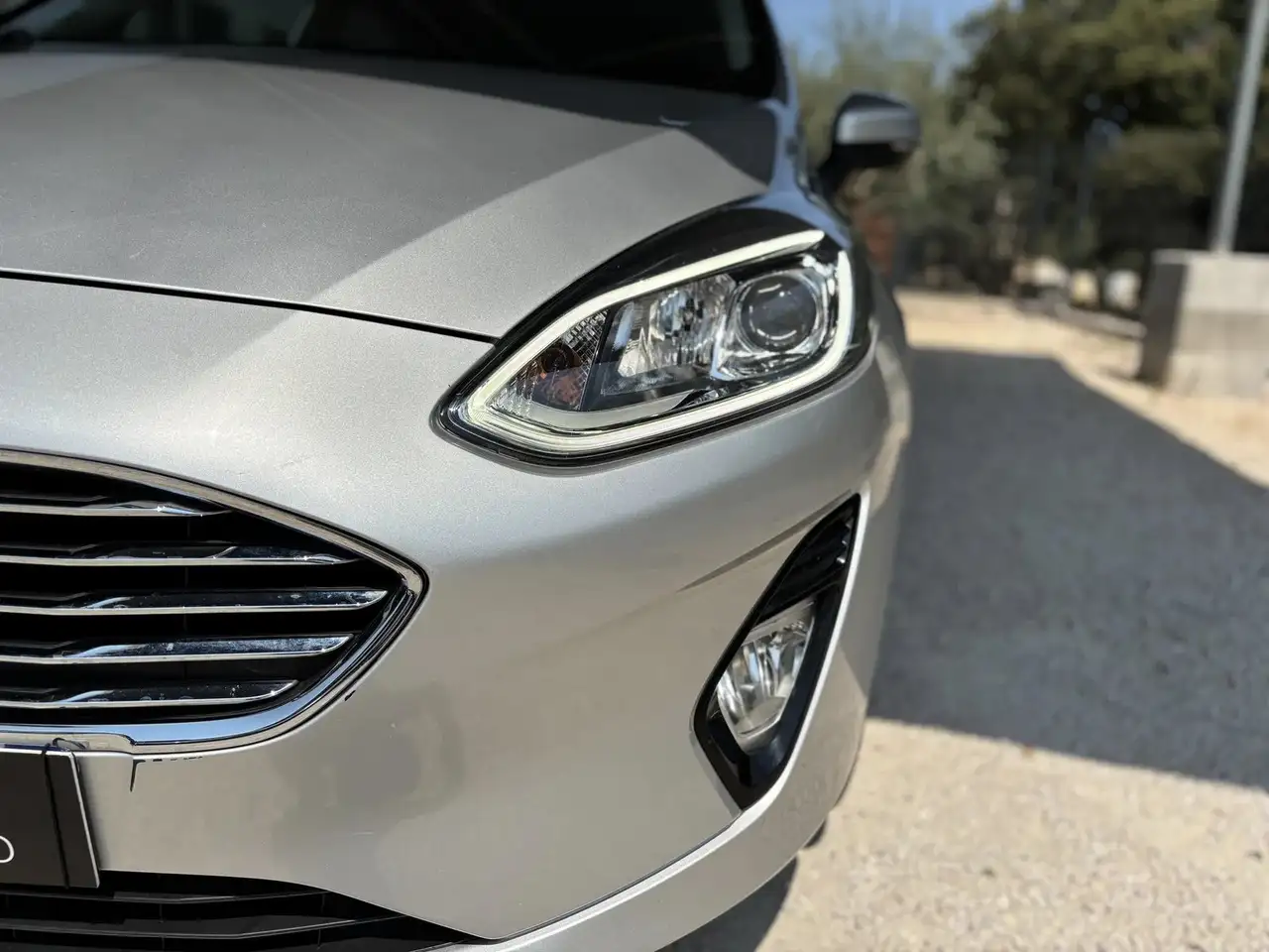 Ford Fiesta 3 portes — photo 11
