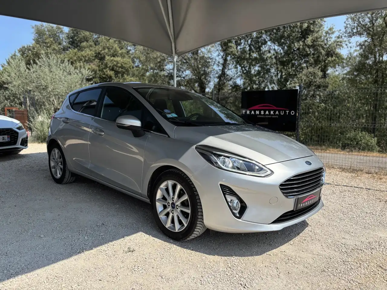 Ford Fiesta 3 portes — photo 3