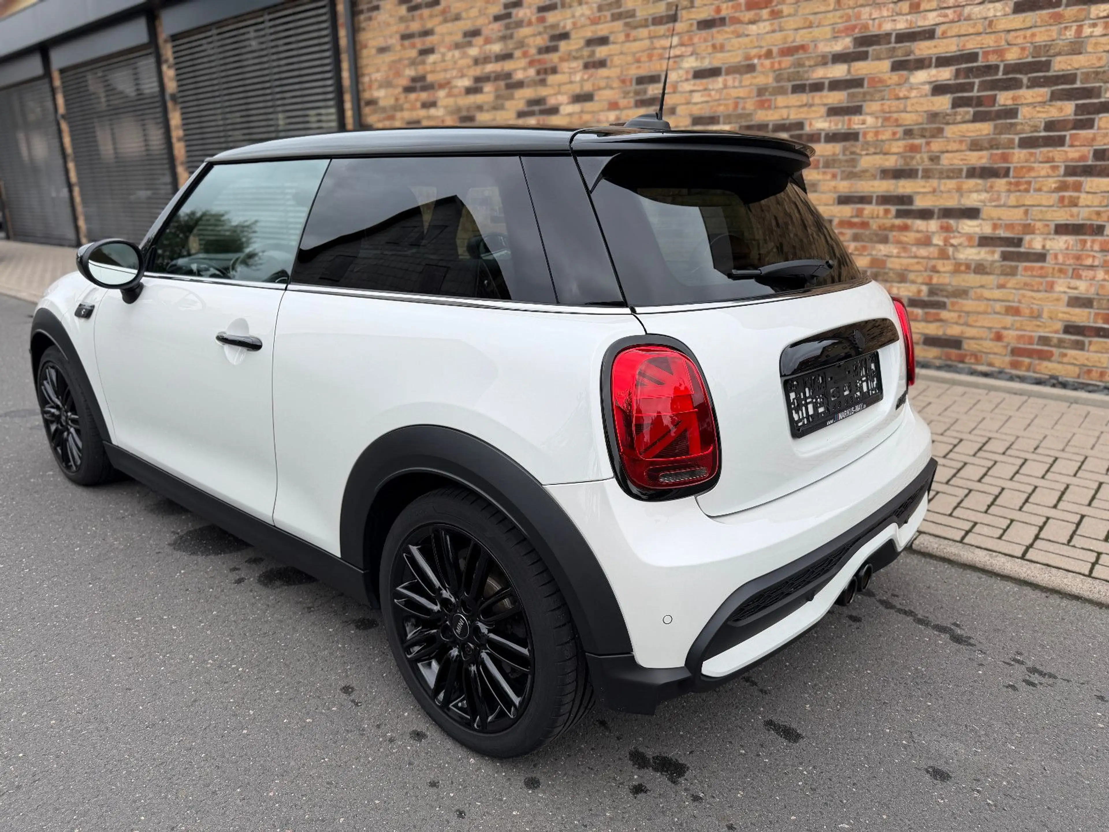 MINI Cooper S COOPER S Navi HUD Leder Kamera Sportsitz Pano — photo 4