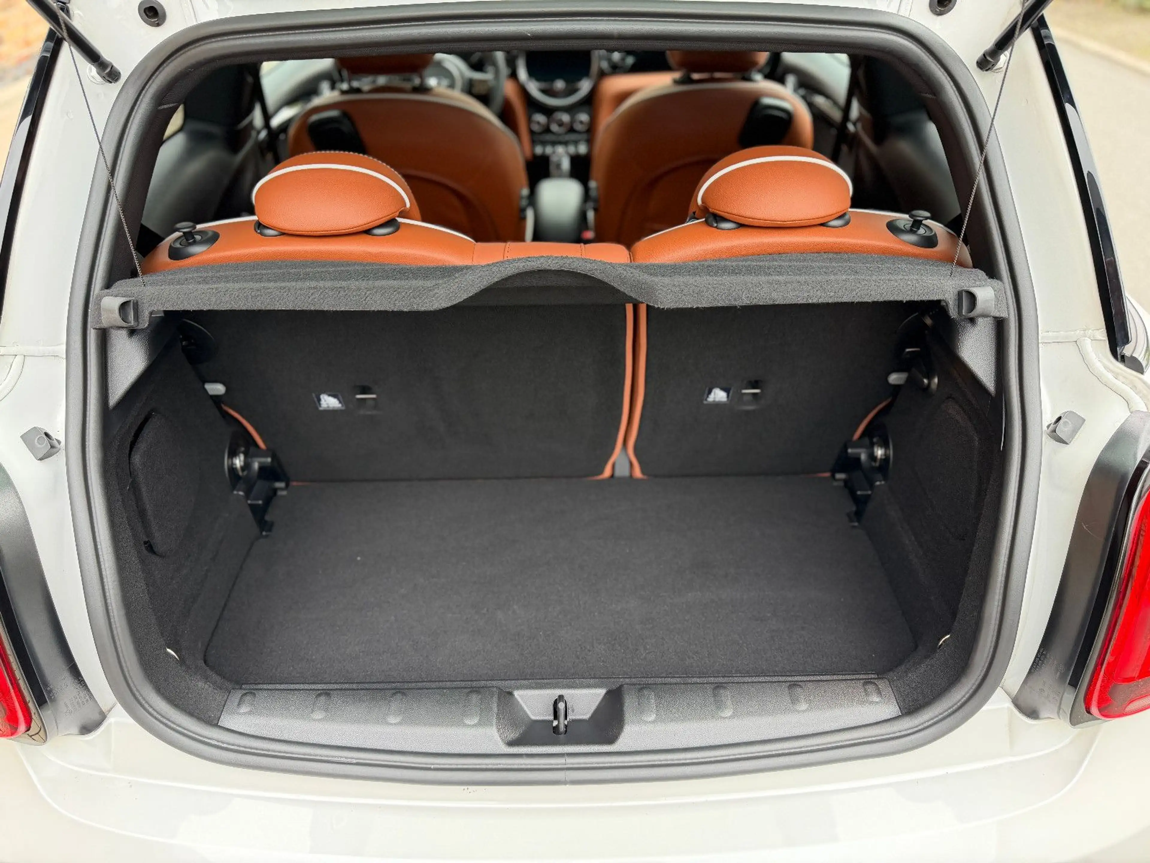 MINI Cooper S COOPER S Navi HUD Leder Kamera Sportsitz Pano — photo 9