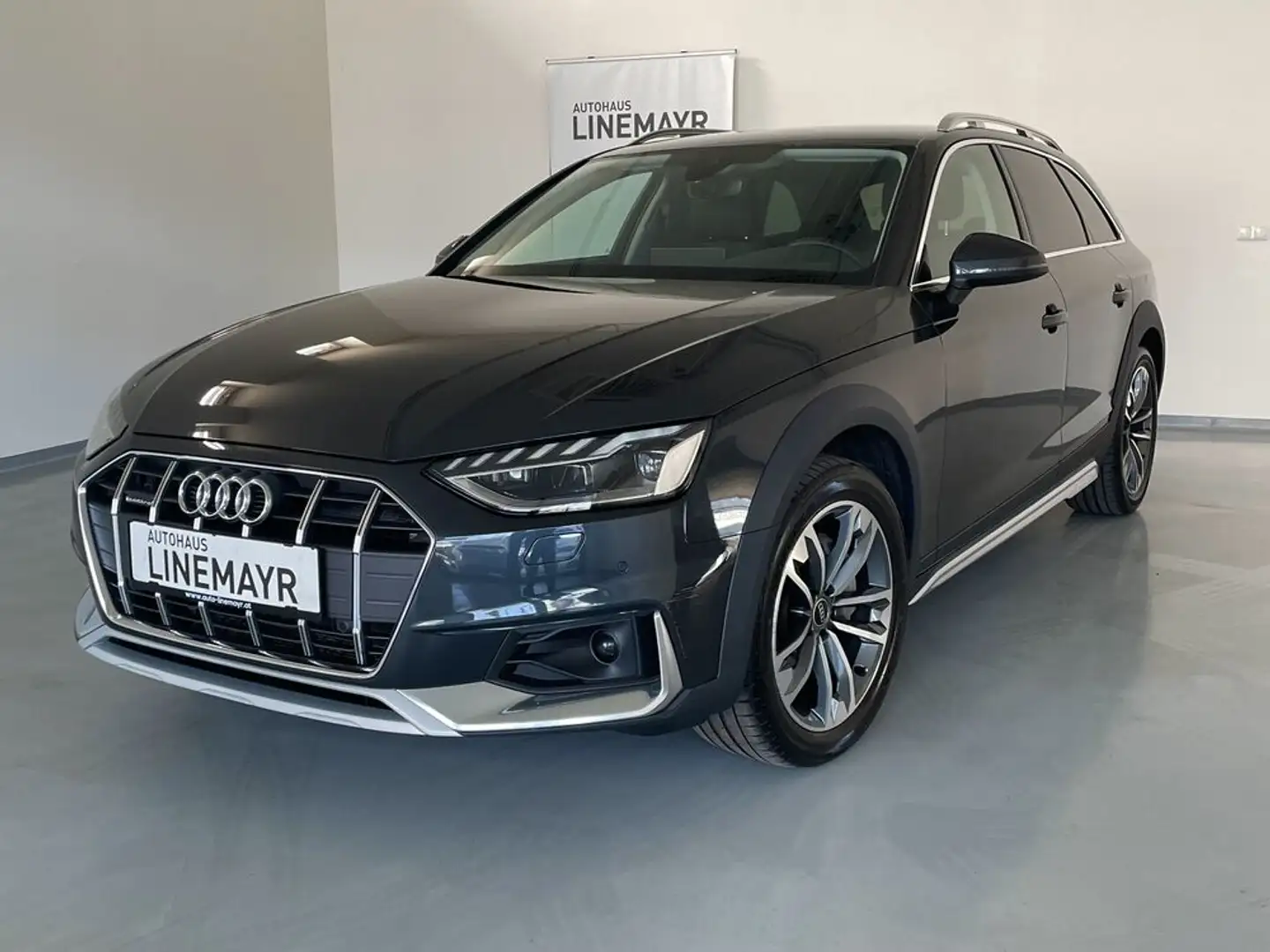 Audi A4 allroad 40 TDI quattro, LED,AHK Grau - 1