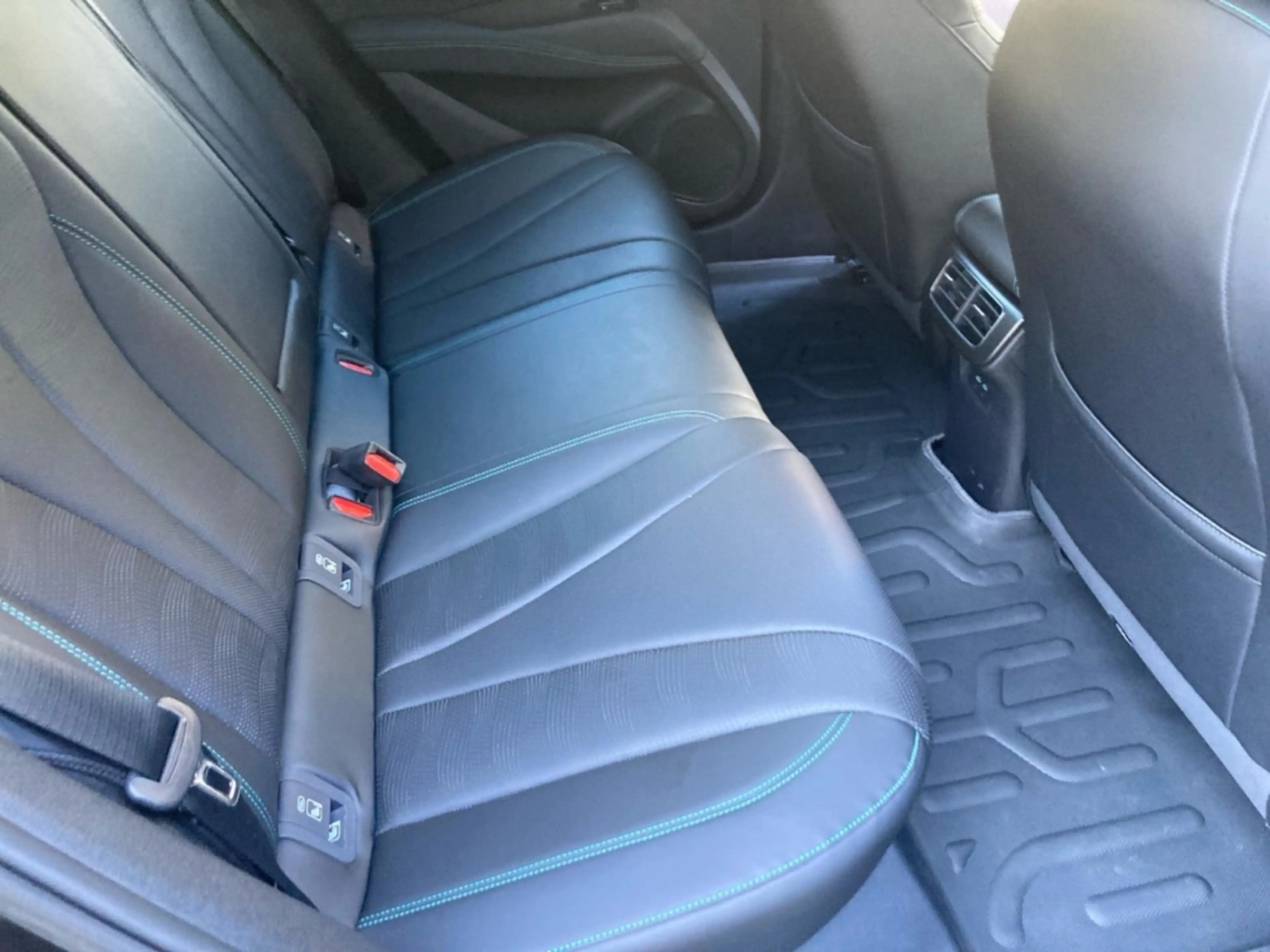 BYD Seal 6 DM-i Touring Comfort El. Panodach Leder Digitale — photo 14