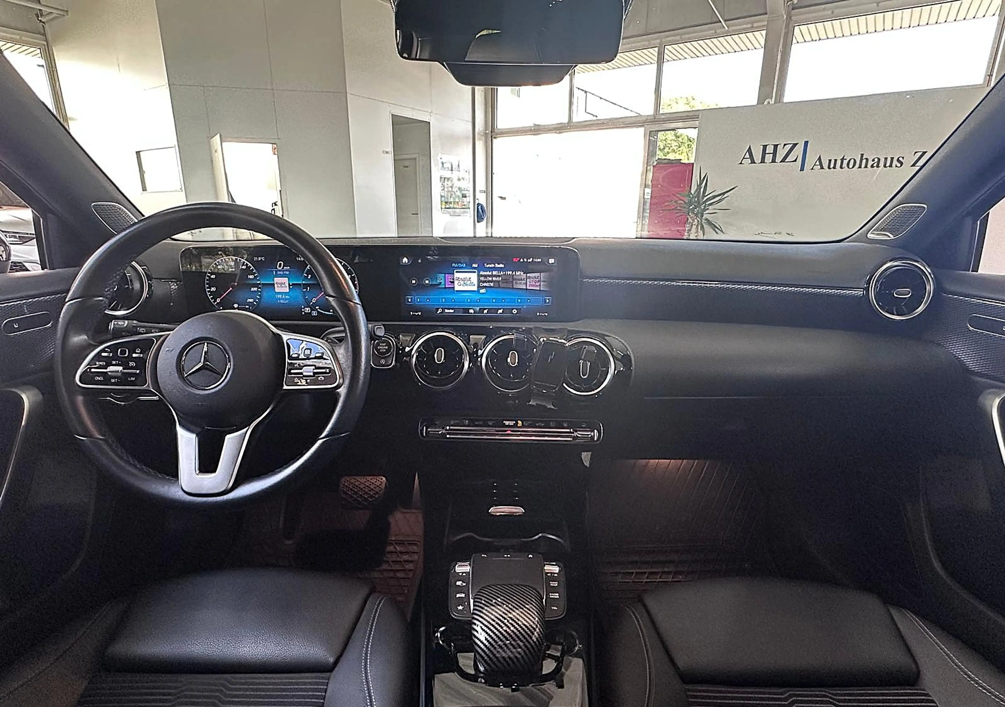Mercedes-Benz A 250 Burmester STANDHZ RFK LEDER — photo 9
