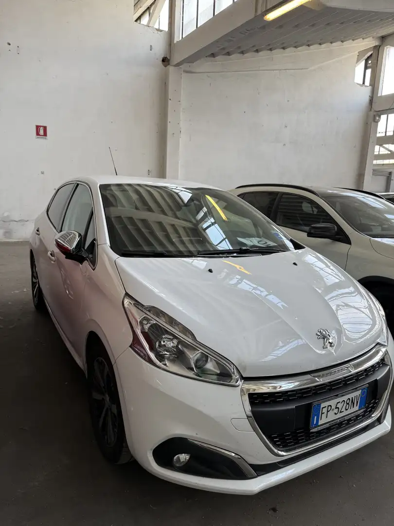 Peugeot 208 5p 1.2 puretech t GT Line aut- 110cv eat6 my18 - 2