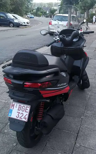 Piaggio MP3 350 - foto 6